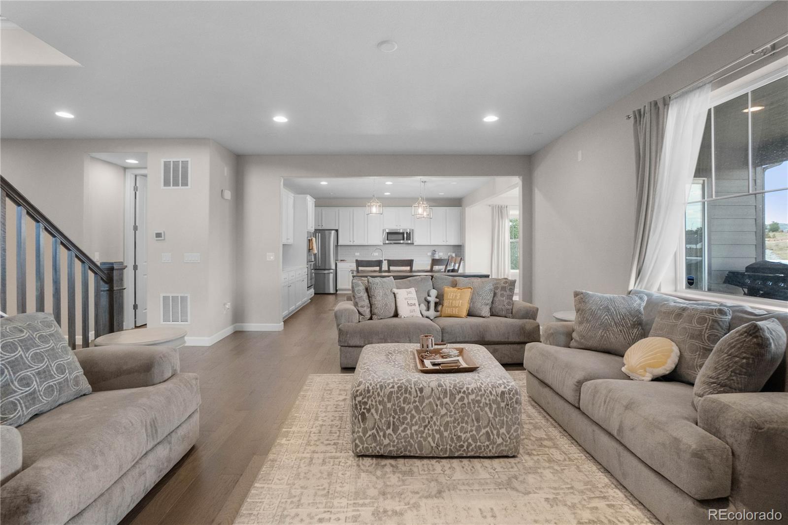 MLS Image #8 for 5789 s haleyville street,aurora, Colorado