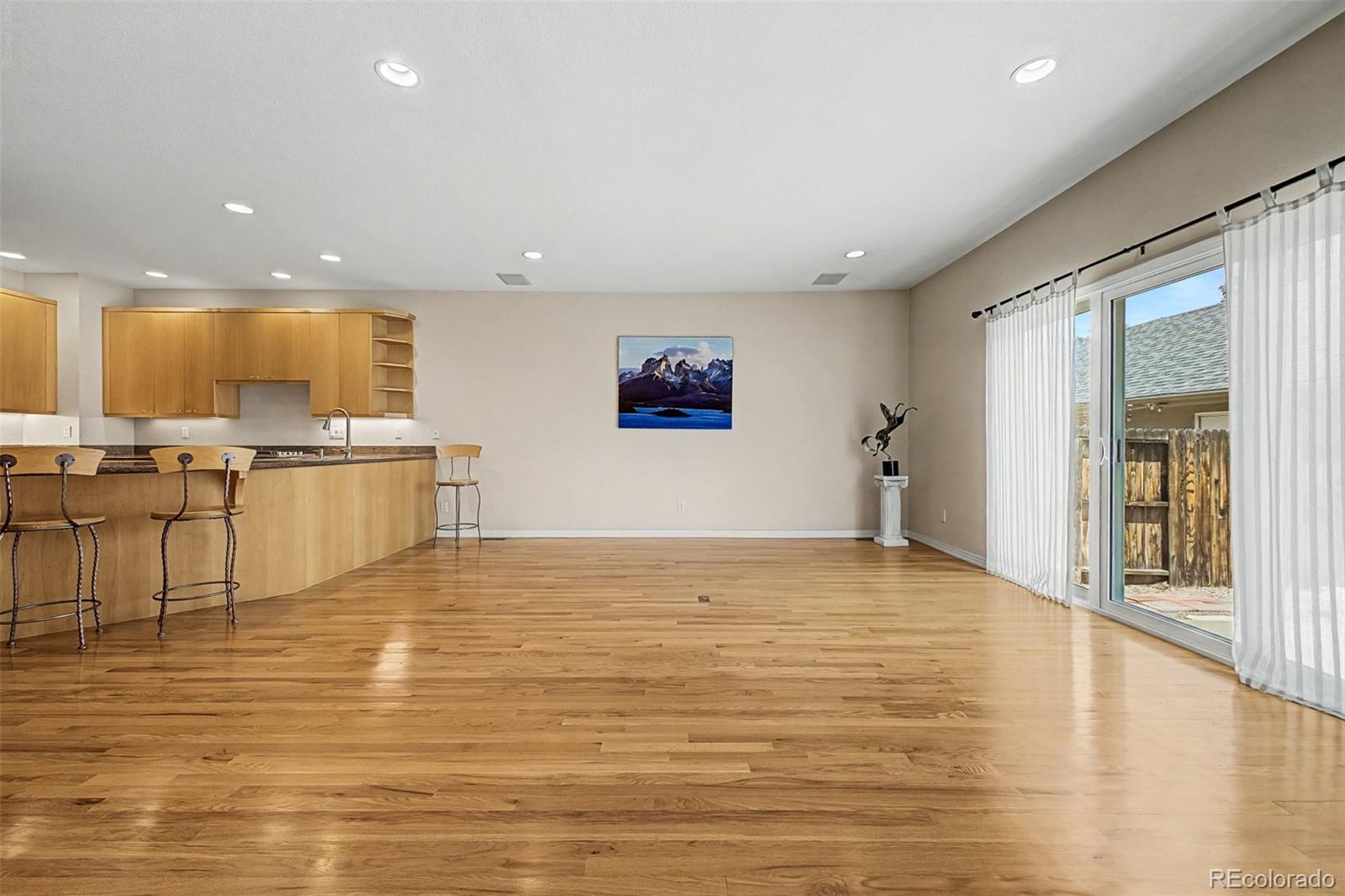 MLS Image #3 for 64 s monroe street,denver, Colorado