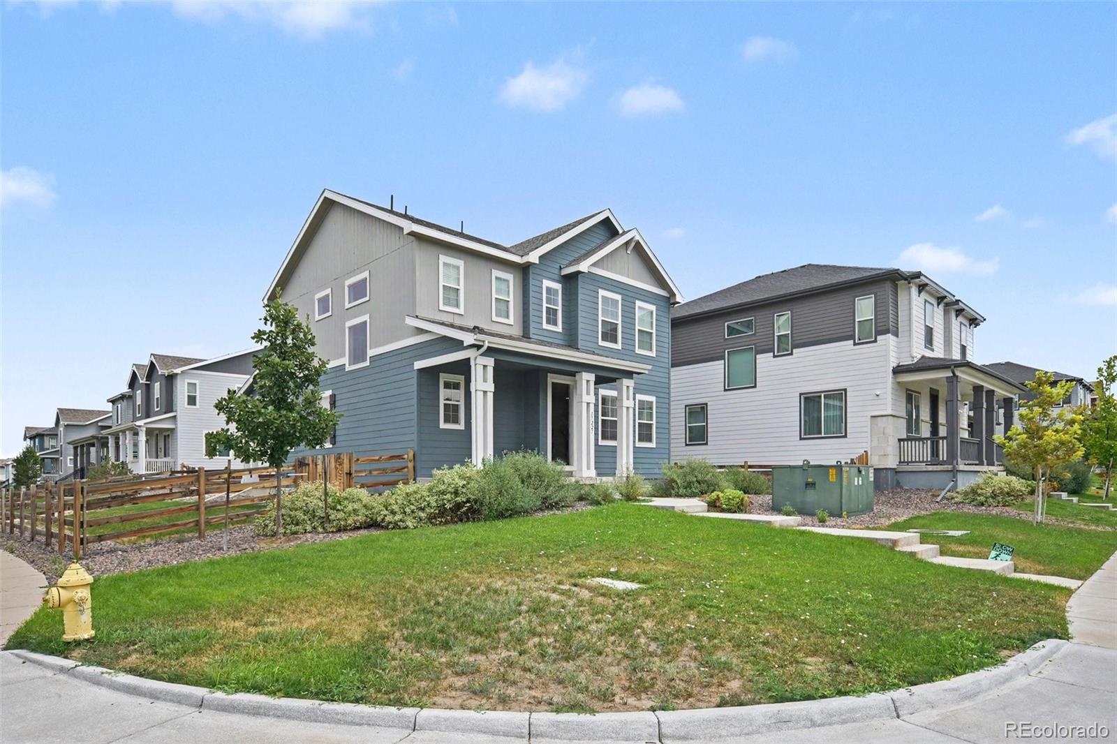 MLS Image #2 for 17227  parkside drive,commerce city, Colorado
