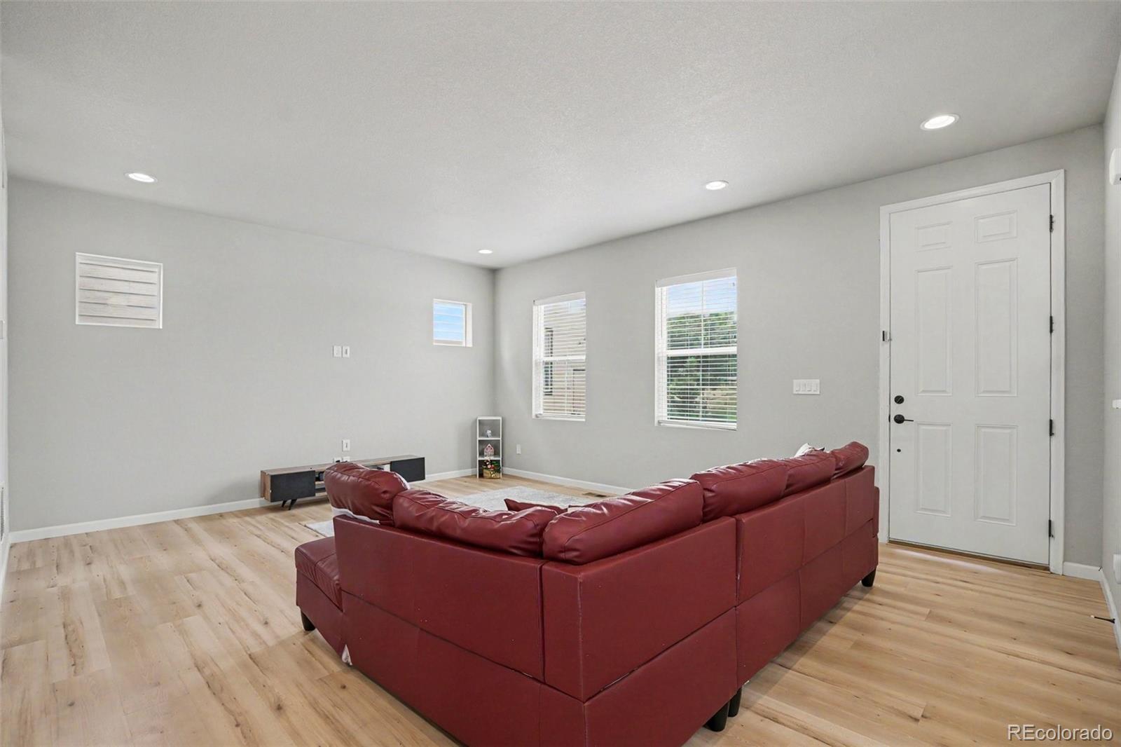 MLS Image #4 for 17227  parkside drive,commerce city, Colorado