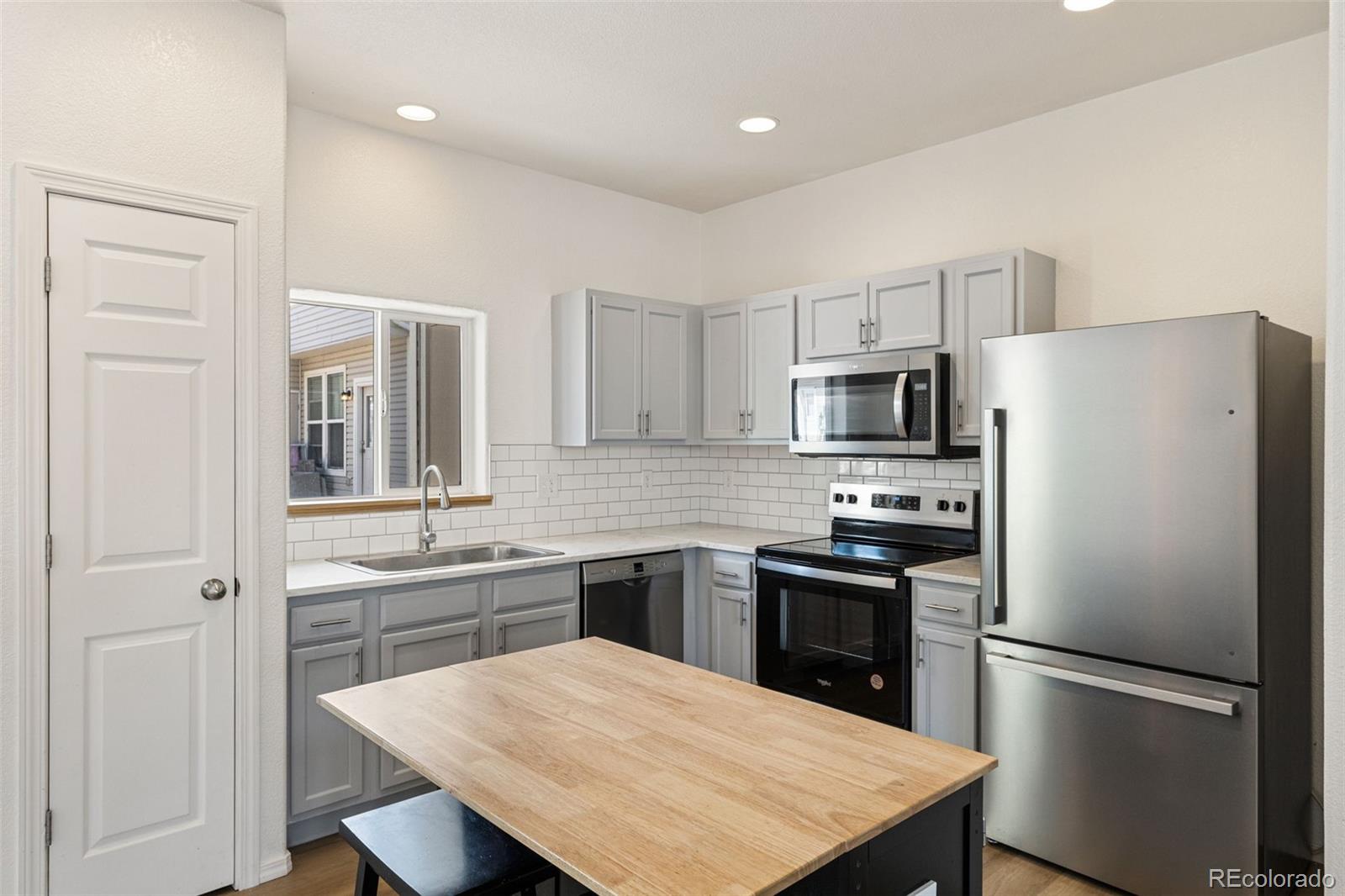 MLS Image #10 for 7350  country side grove,fountain, Colorado