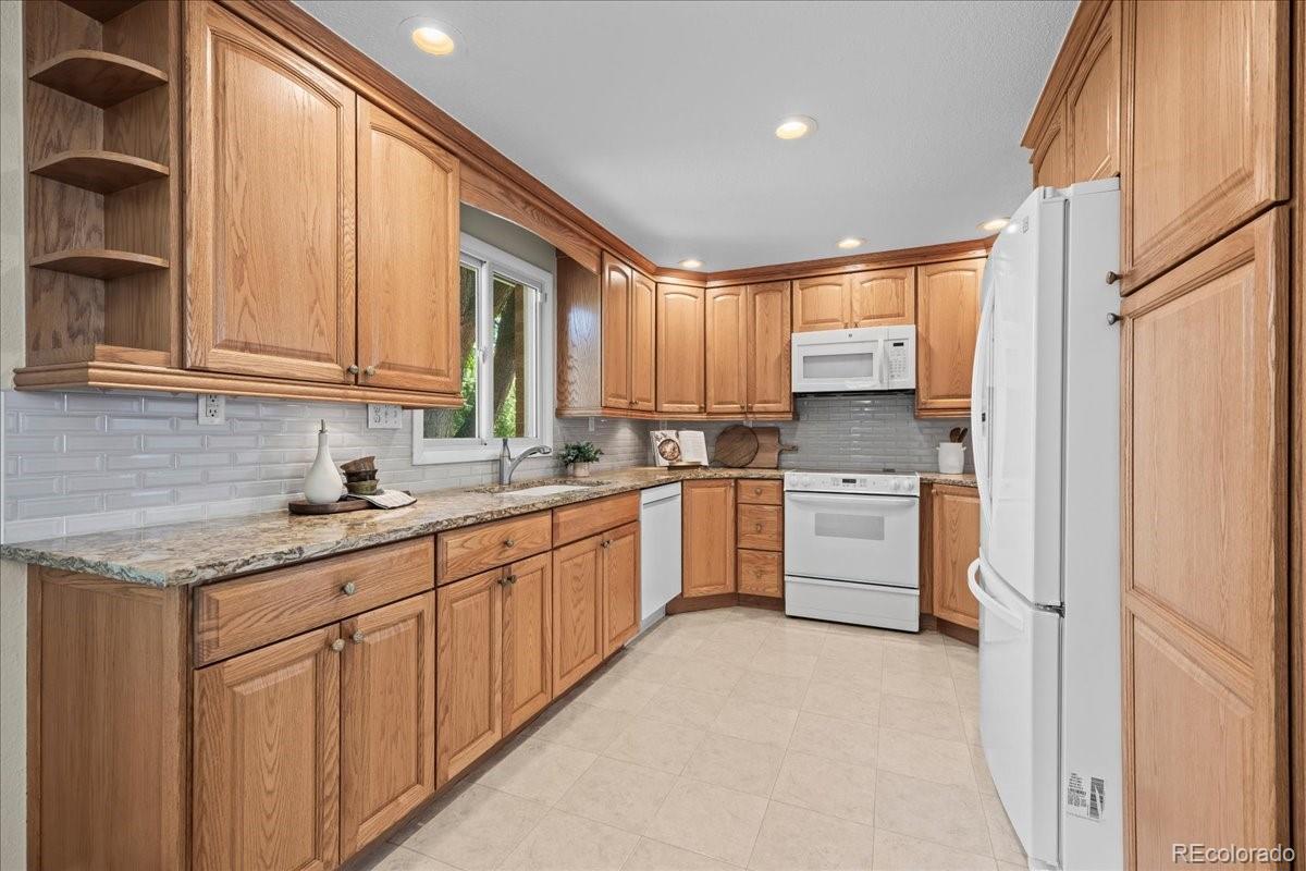 MLS Image #12 for 896  birch street,broomfield, Colorado