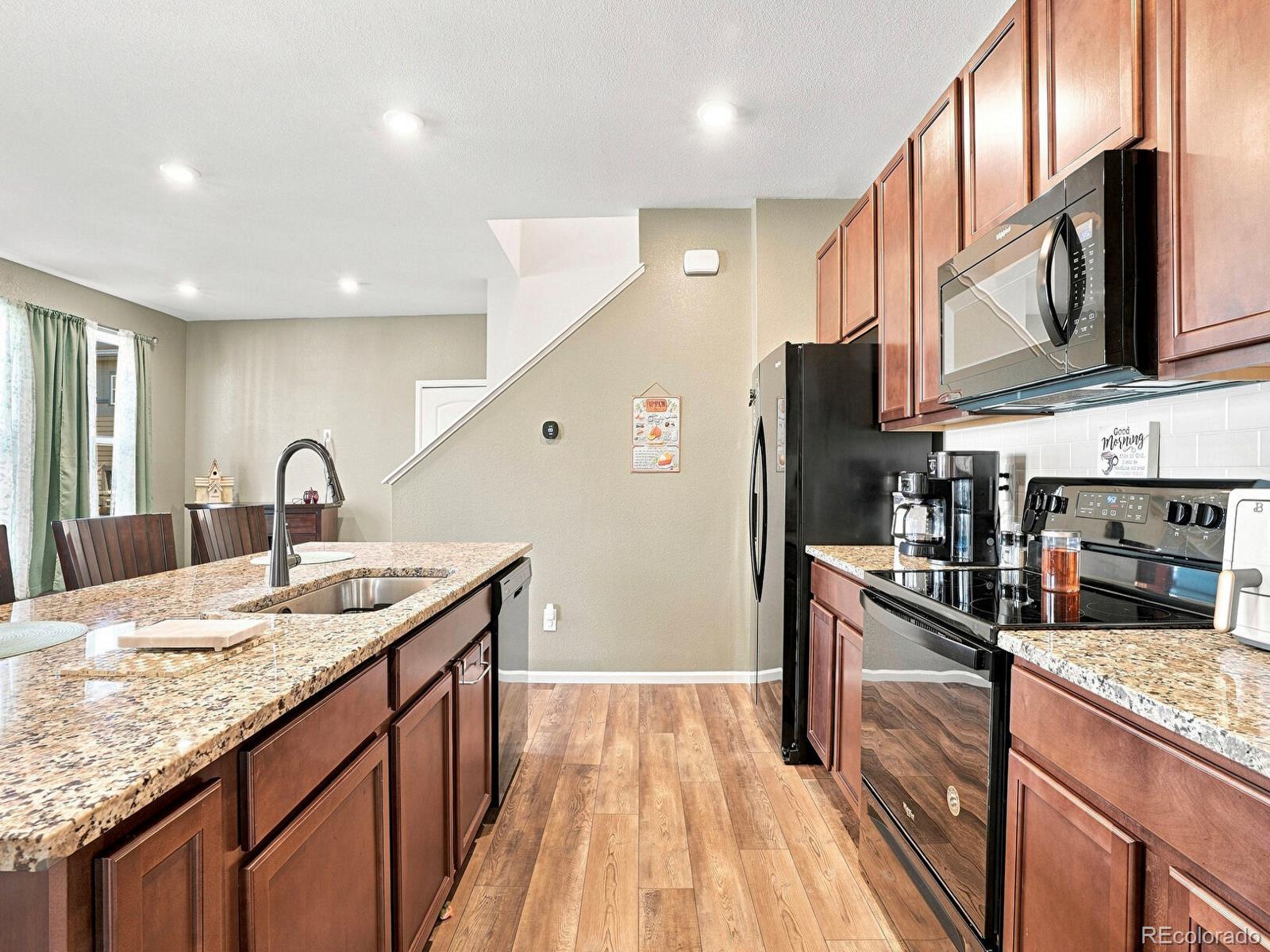MLS Image #10 for 21331 e 60th avenue,aurora, Colorado