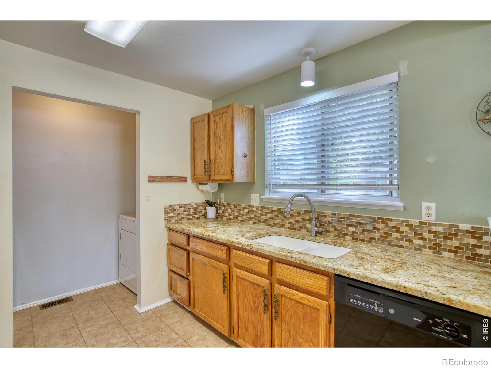 MLS Image #7 for 1828  rice street,longmont, Colorado