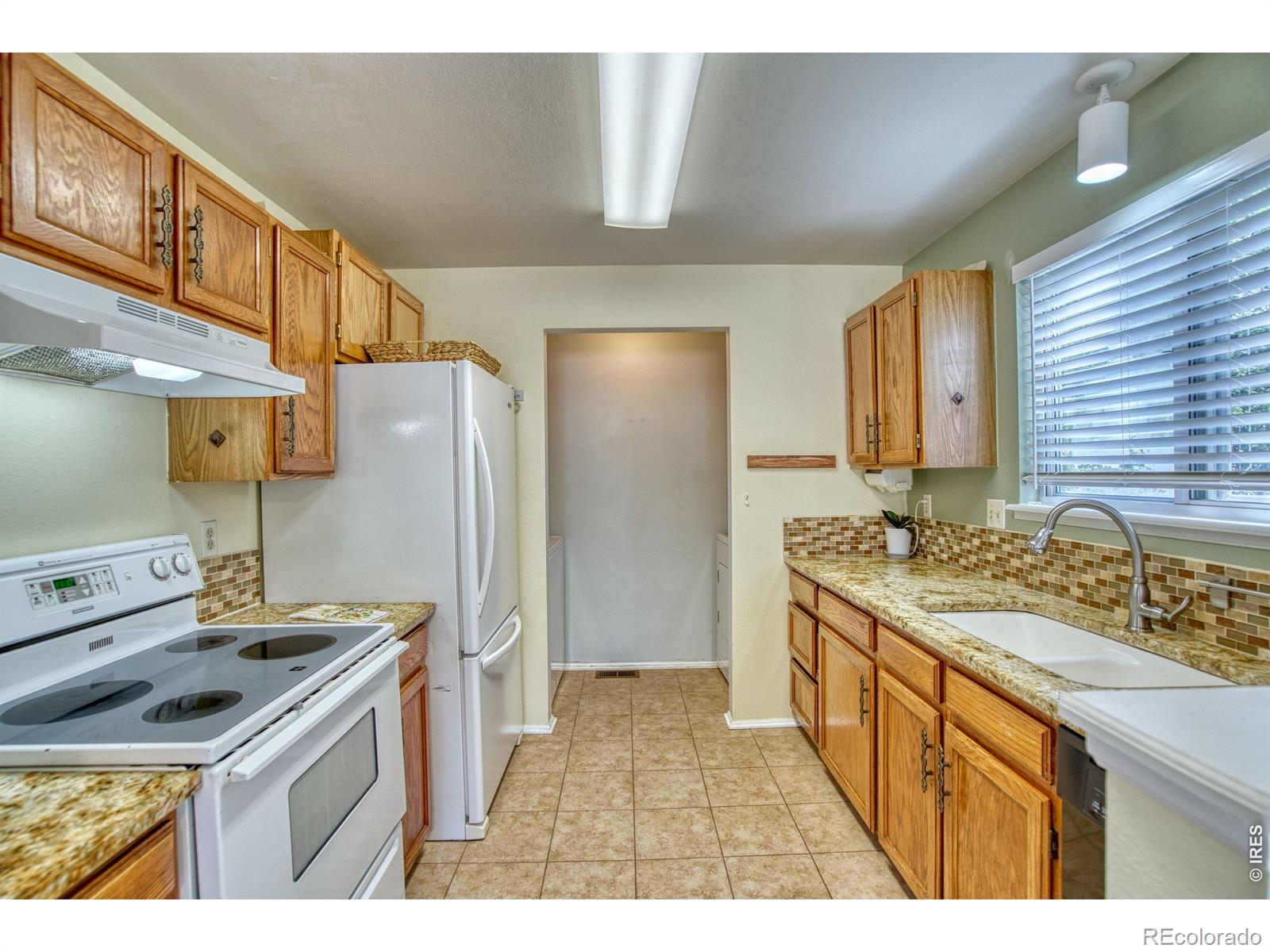 MLS Image #8 for 1828  rice street,longmont, Colorado