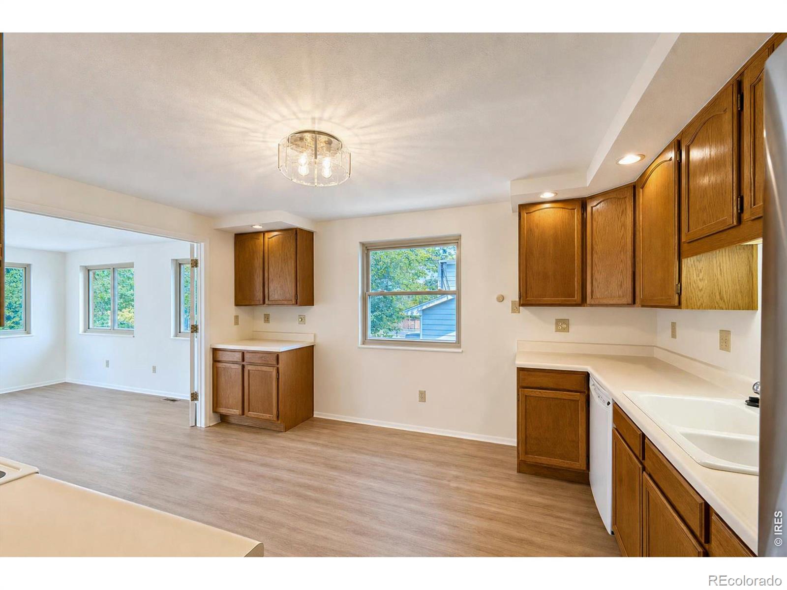 MLS Image #7 for 1345  miramonte court,broomfield, Colorado