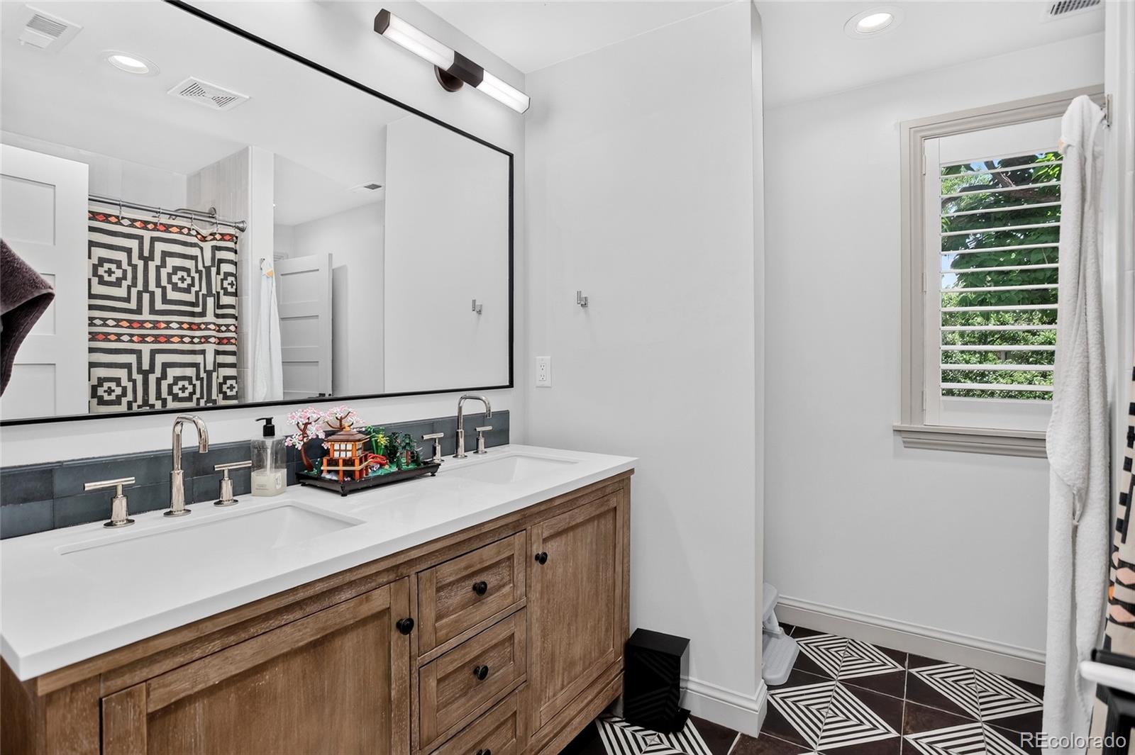 MLS Image #27 for 737  garfield street,denver, Colorado