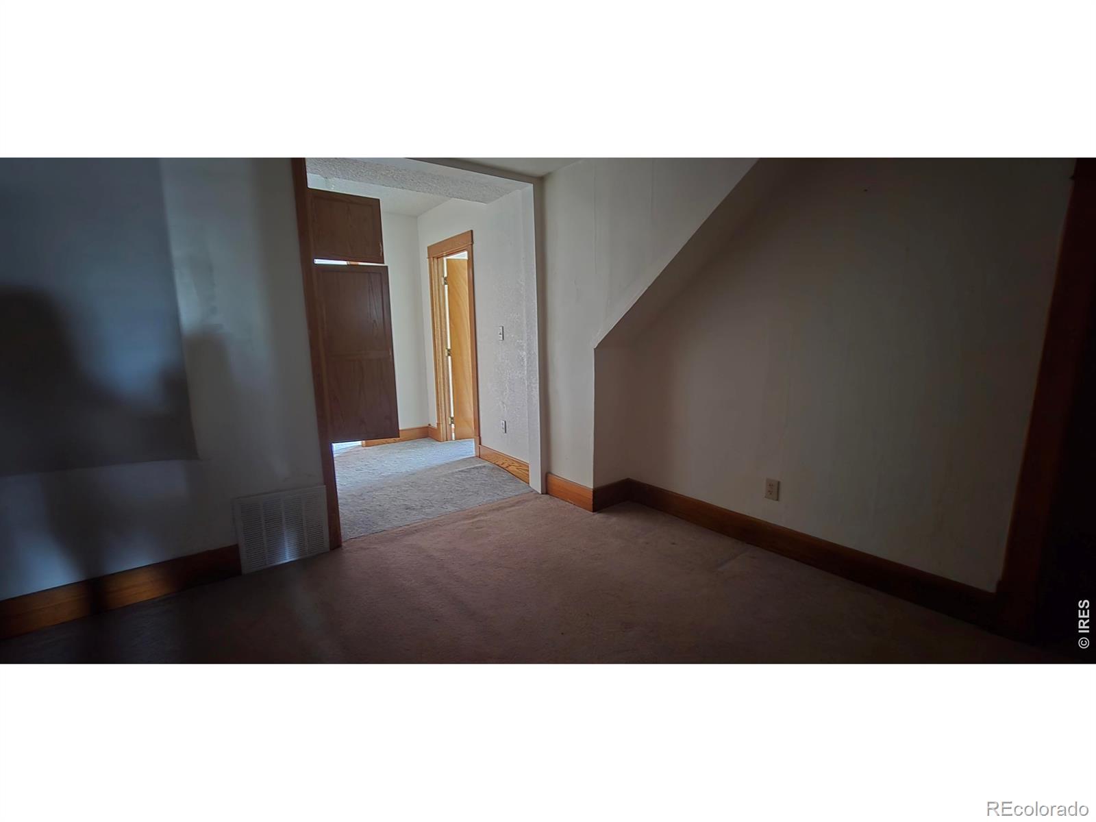 MLS Image #10 for 120 e 5th street,julesburg, Colorado