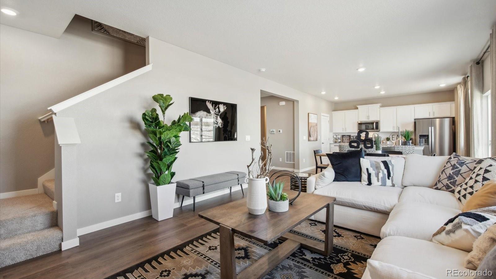 MLS Image #8 for 9918  danube court,commerce city, Colorado