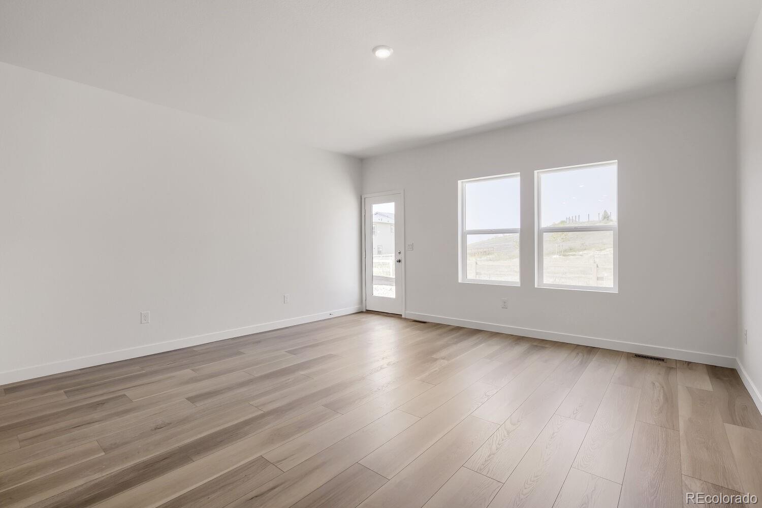 MLS Image #1 for 1694  drumming drive,windsor, Colorado