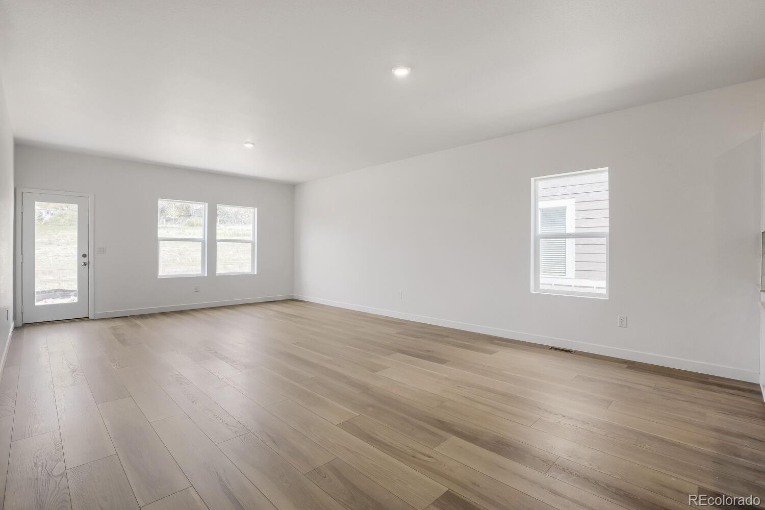 MLS Image #3 for 1694  drumming drive,windsor, Colorado