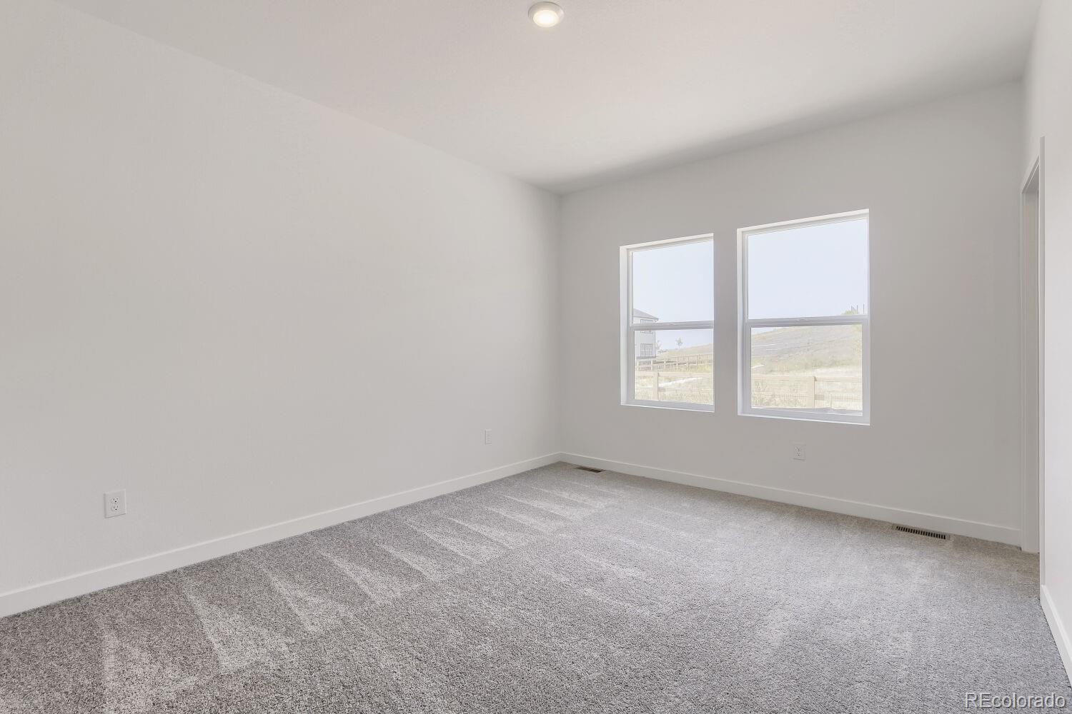MLS Image #6 for 1694  drumming drive,windsor, Colorado