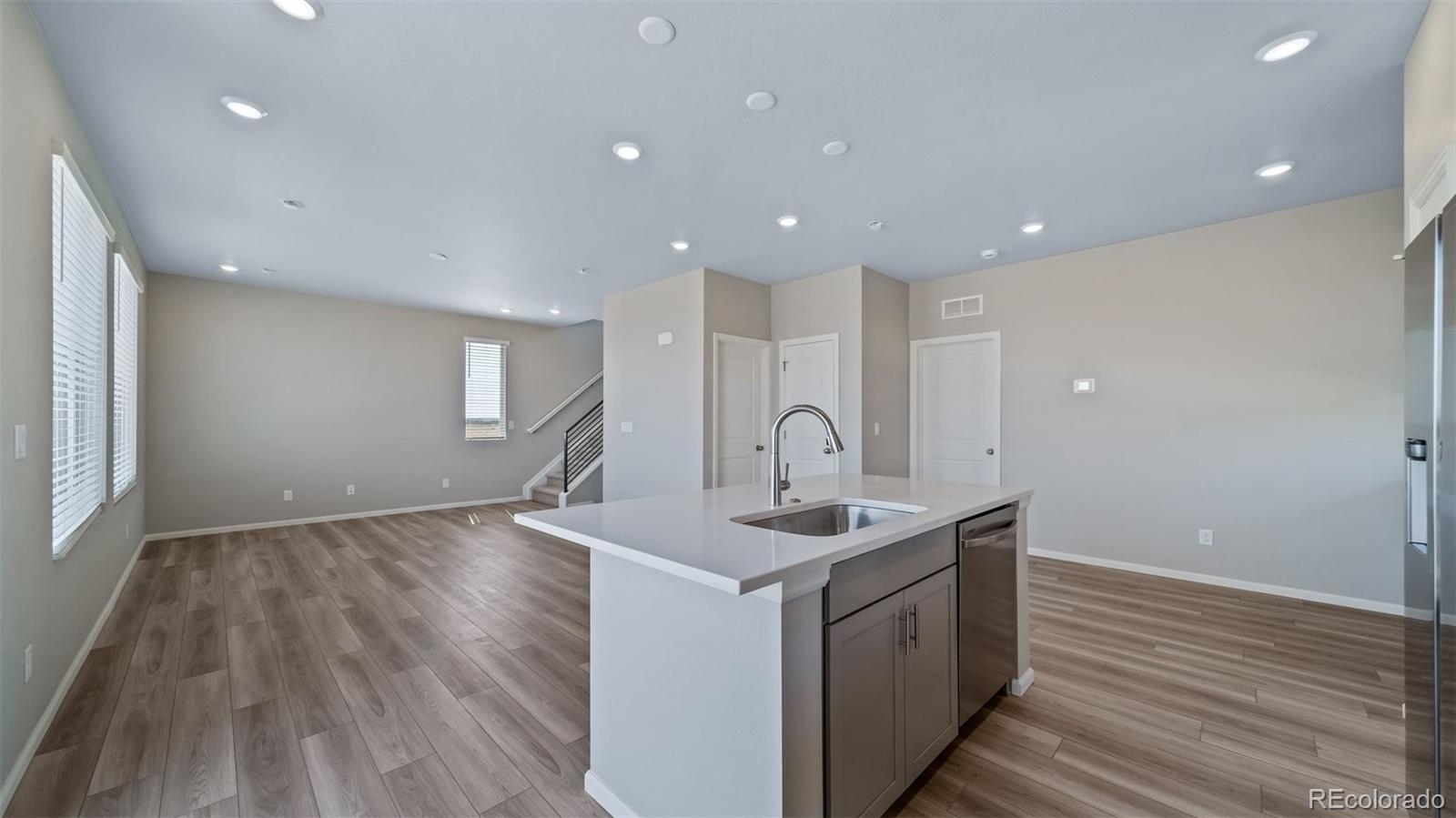 MLS Image #7 for 628  wagon wheel way,bennett, Colorado