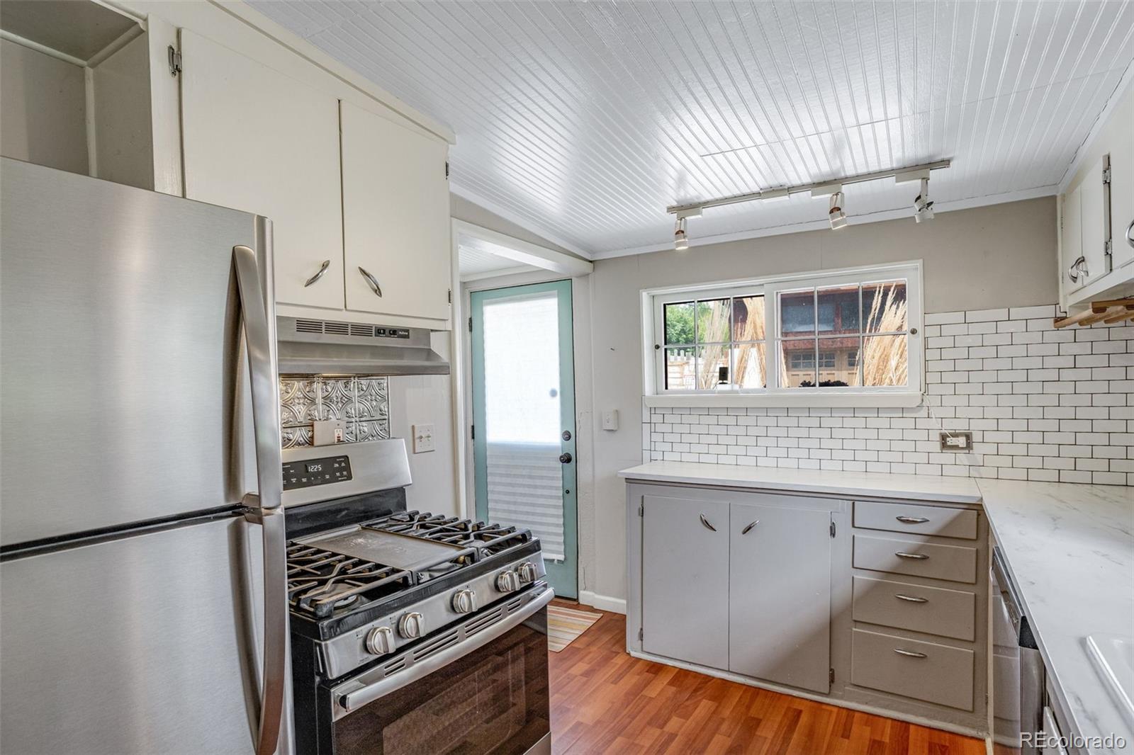 MLS Image #16 for 1653  rosemary street,denver, Colorado