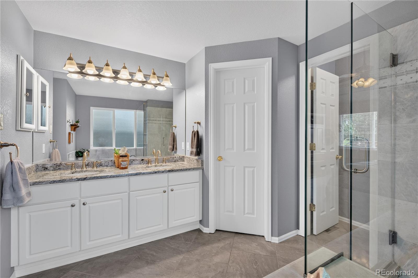 MLS Image #15 for 13588  raritan way,denver, Colorado