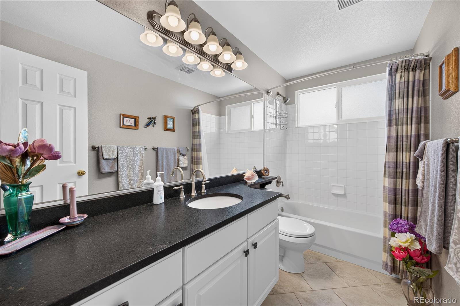 MLS Image #23 for 13588  raritan way,denver, Colorado