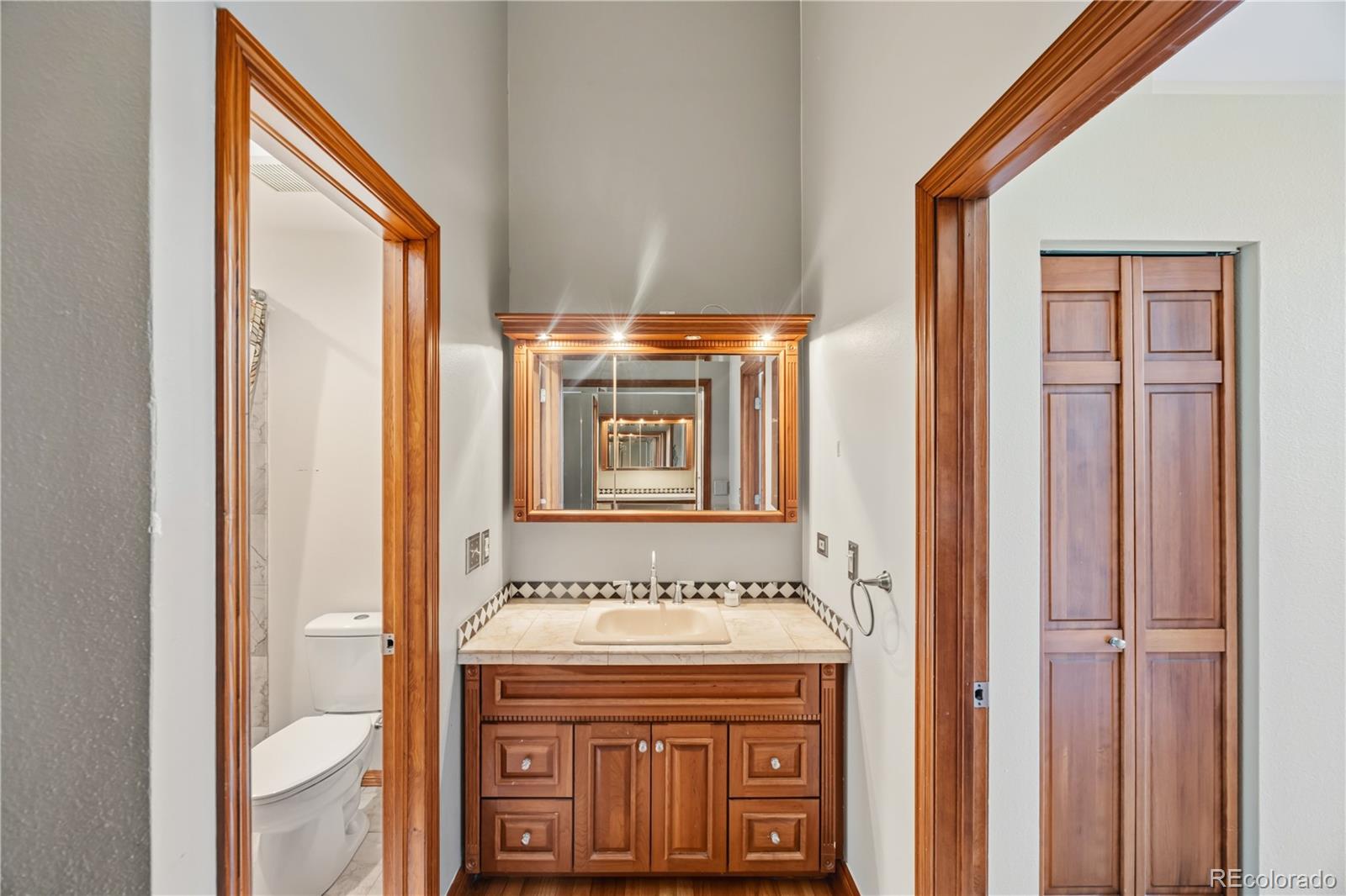 MLS Image #13 for 2351  federal boulevard,denver, Colorado