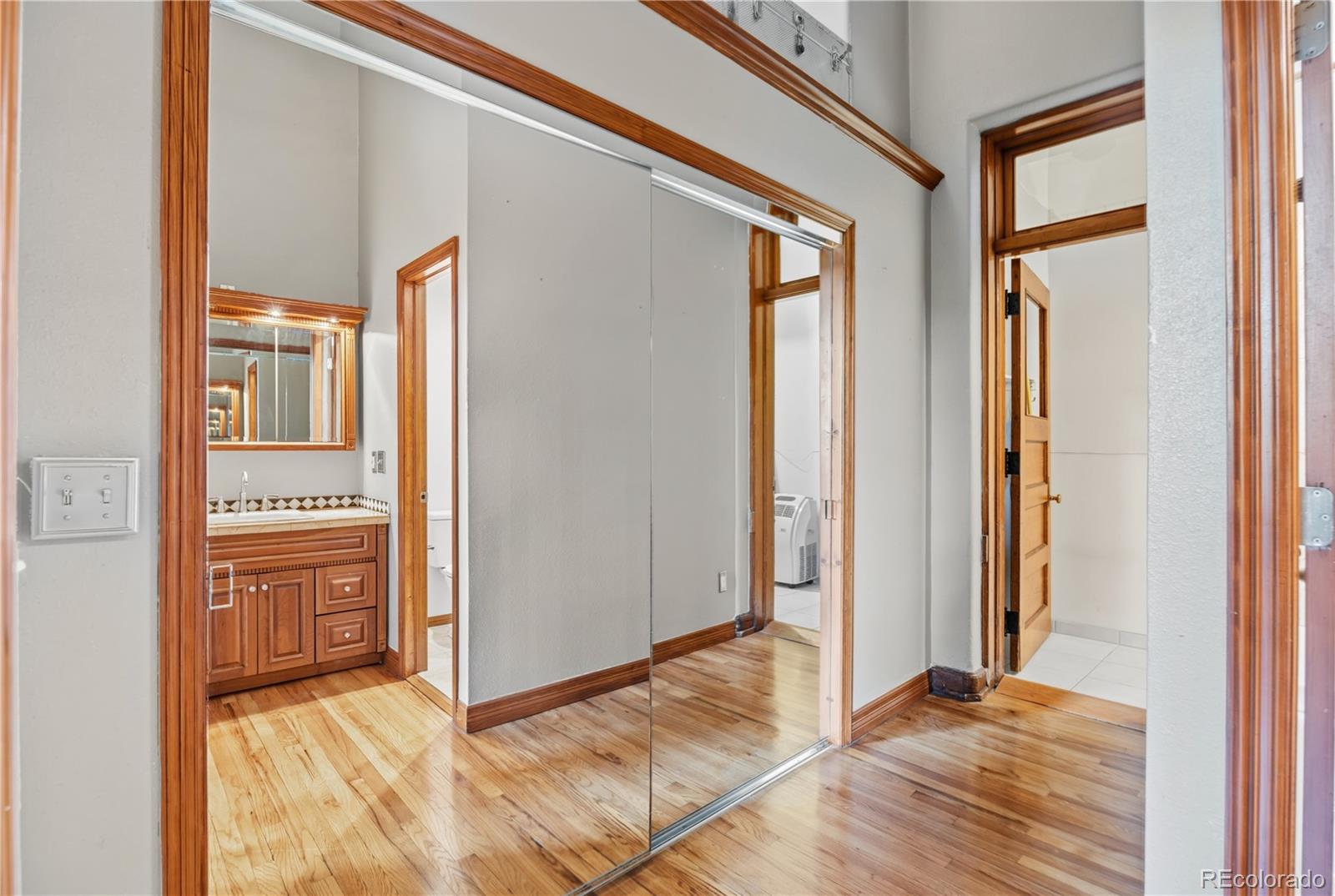 MLS Image #14 for 2351  federal boulevard,denver, Colorado
