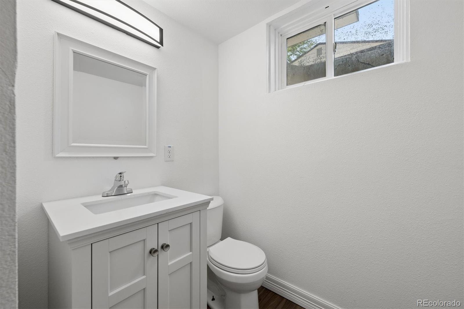 MLS Image #9 for 8661  richard road,denver, Colorado