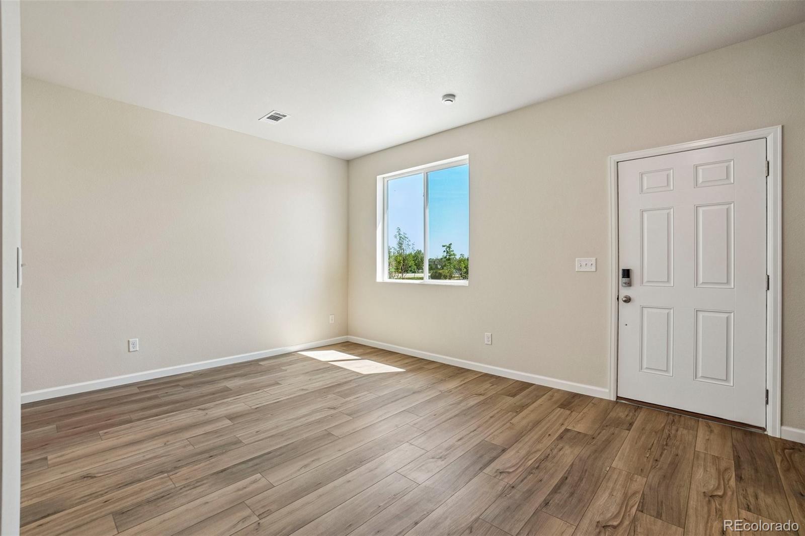 MLS Image #3 for 1478  coral place,longmont, Colorado