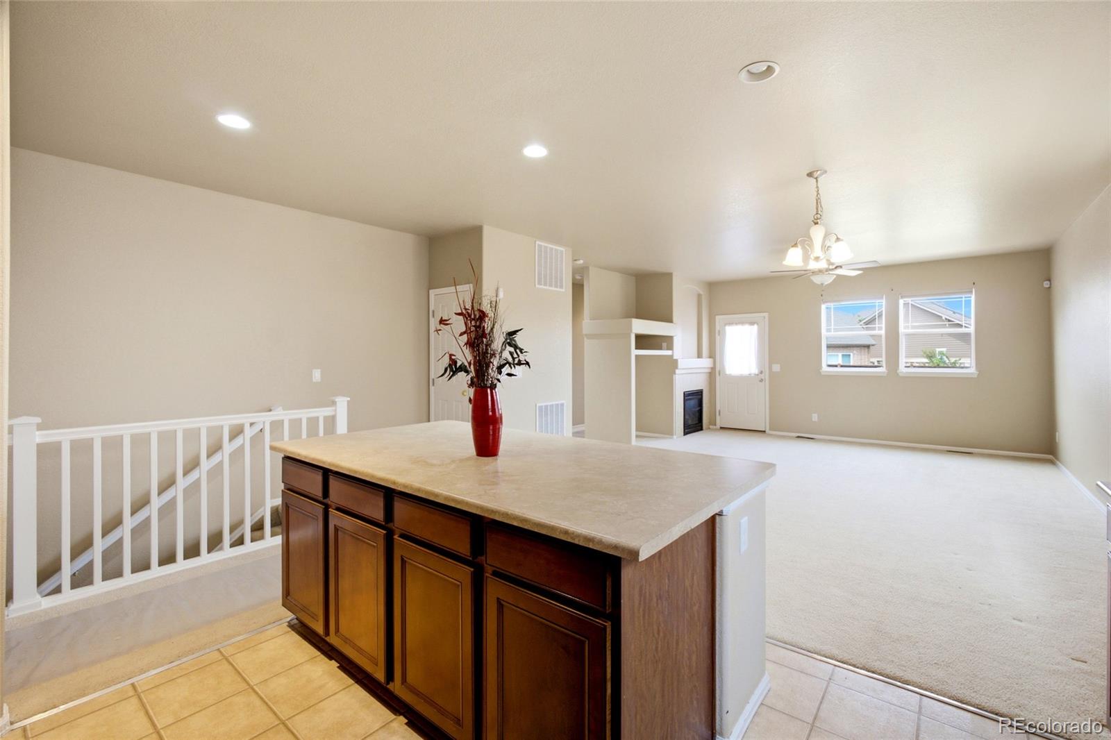 MLS Image #8 for 25107 e canal place,aurora, Colorado