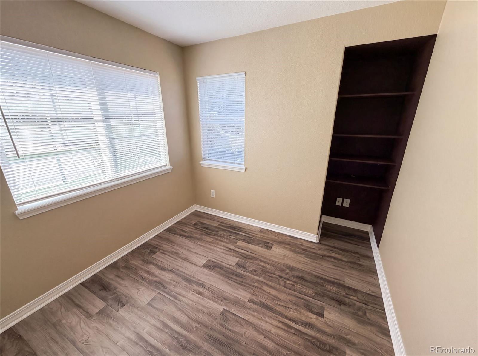 MLS Image #19 for 23560  alamo place b,aurora, Colorado