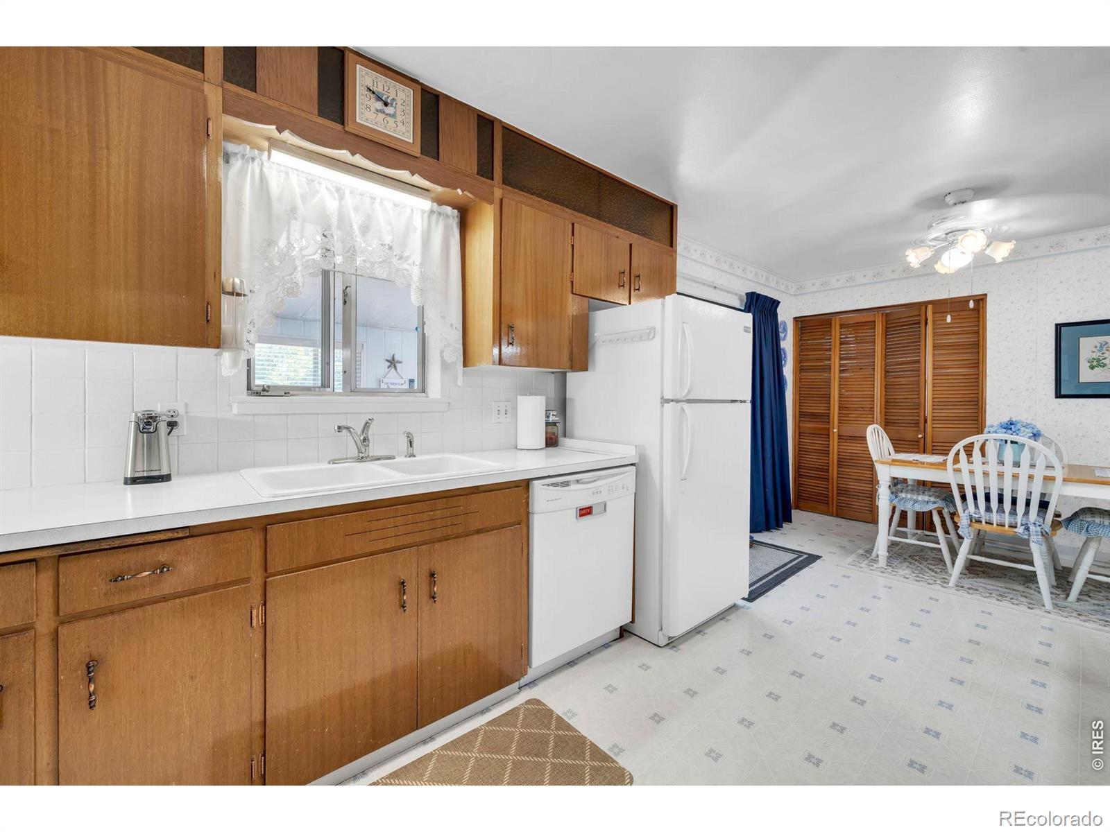 MLS Image #13 for 701  lois drive,louisville, Colorado