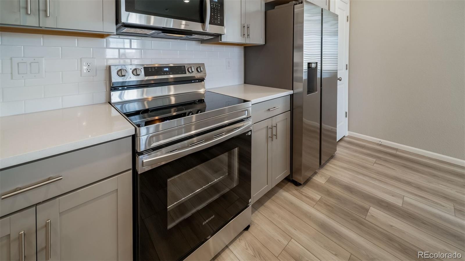 MLS Image #3 for 22423 e 46th avenue,aurora, Colorado