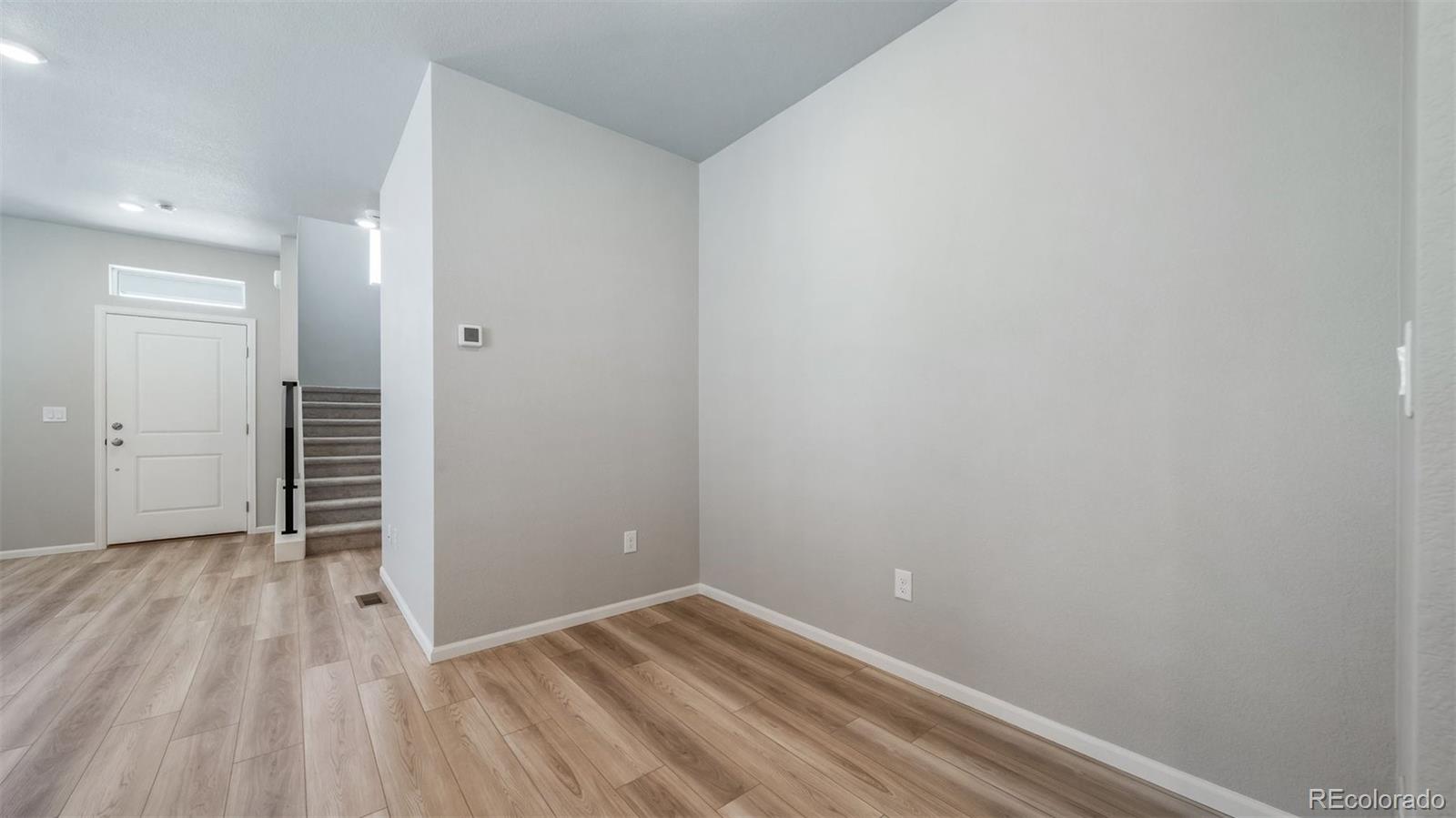 MLS Image #9 for 22423 e 46th avenue,aurora, Colorado