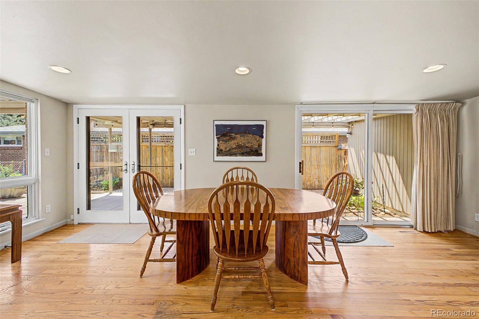 MLS Image #11 for 210 s kearney street,denver, Colorado