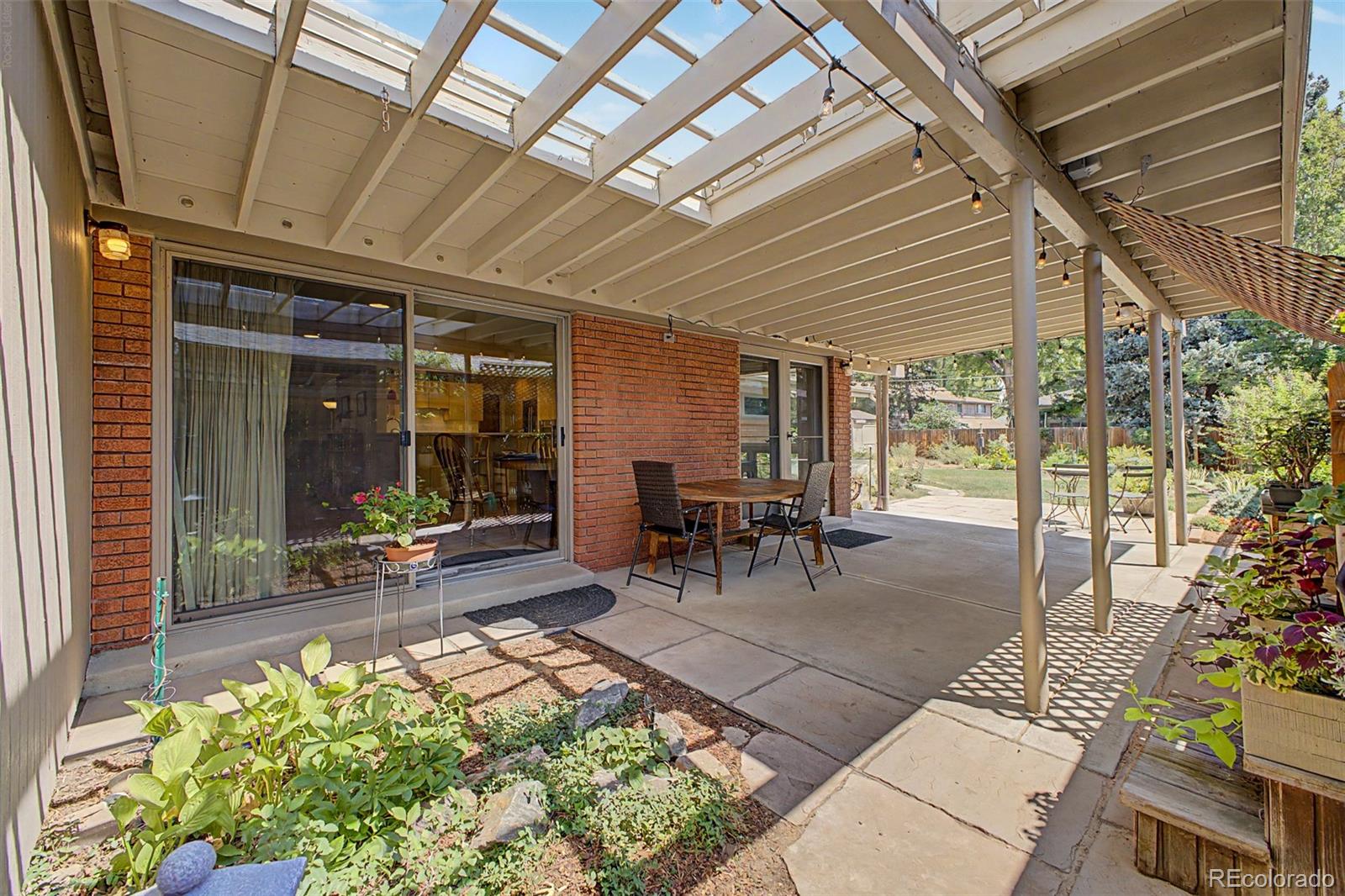MLS Image #34 for 210 s kearney street,denver, Colorado