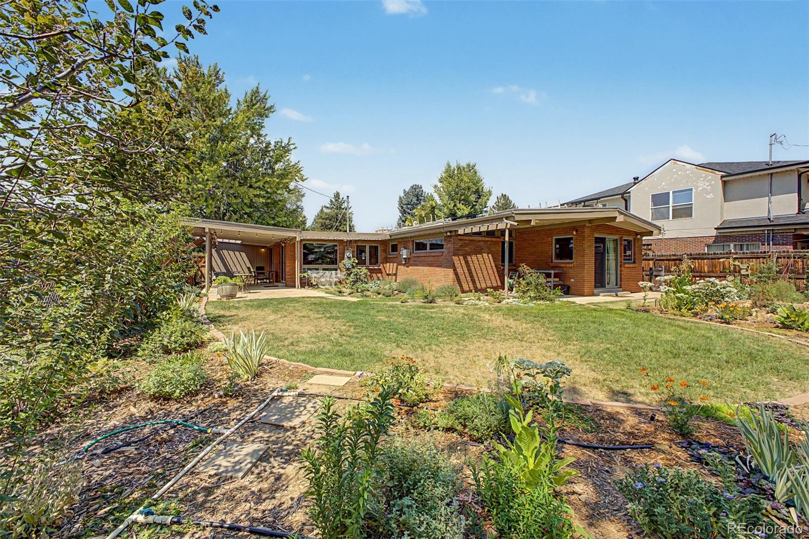 MLS Image #37 for 210 s kearney street,denver, Colorado