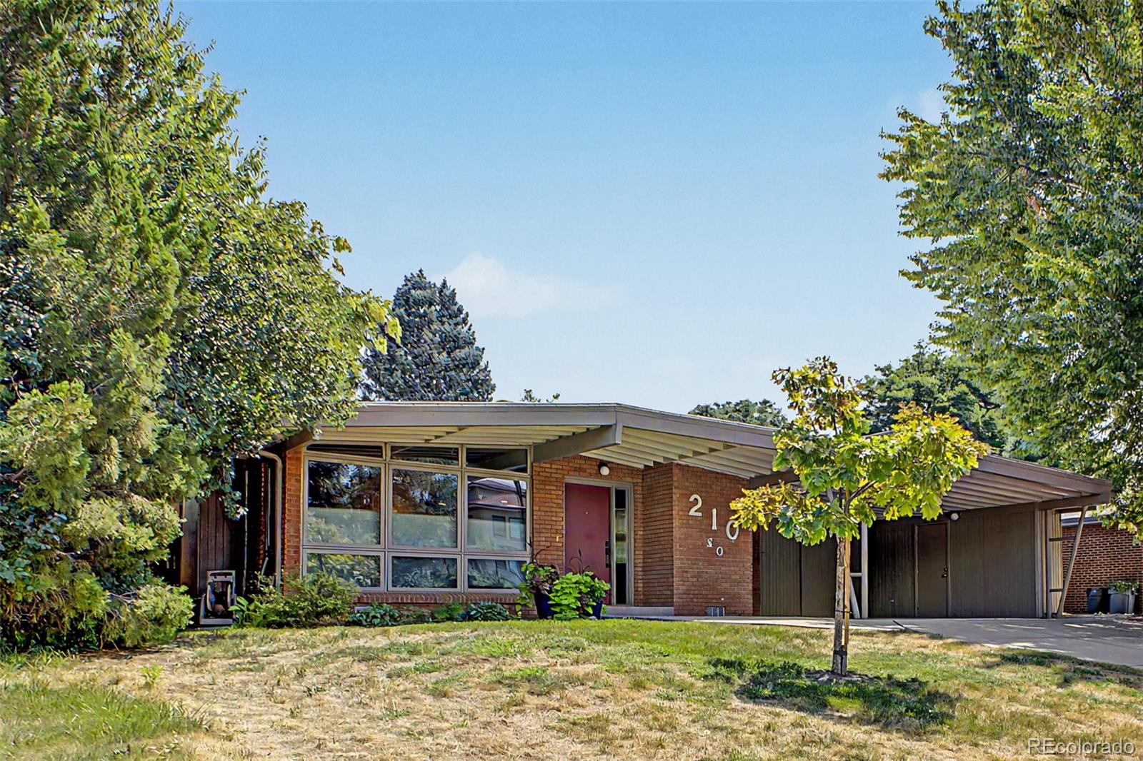 MLS Image #5 for 210 s kearney street,denver, Colorado