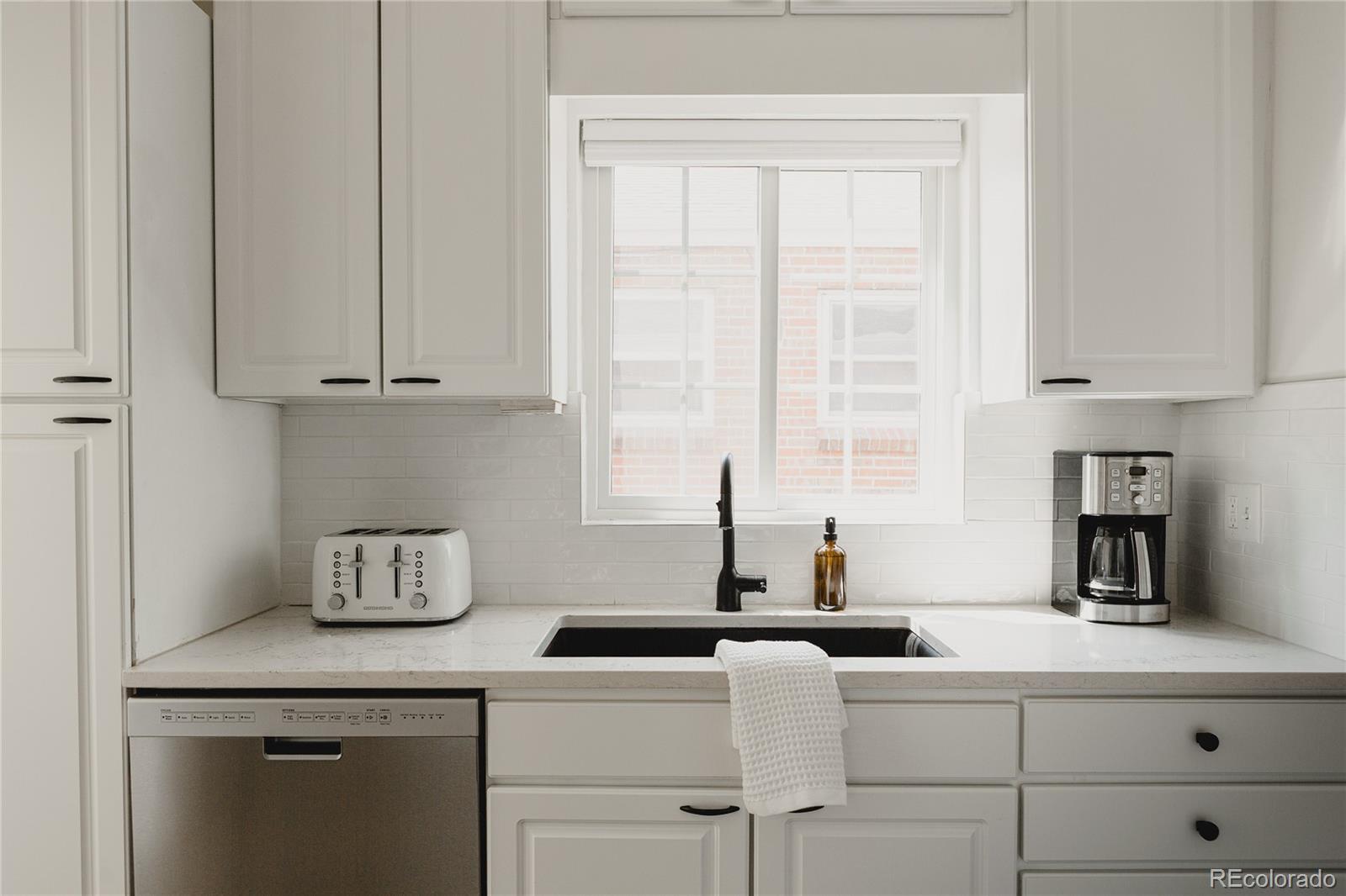 MLS Image #13 for 3228  utica street,denver, Colorado