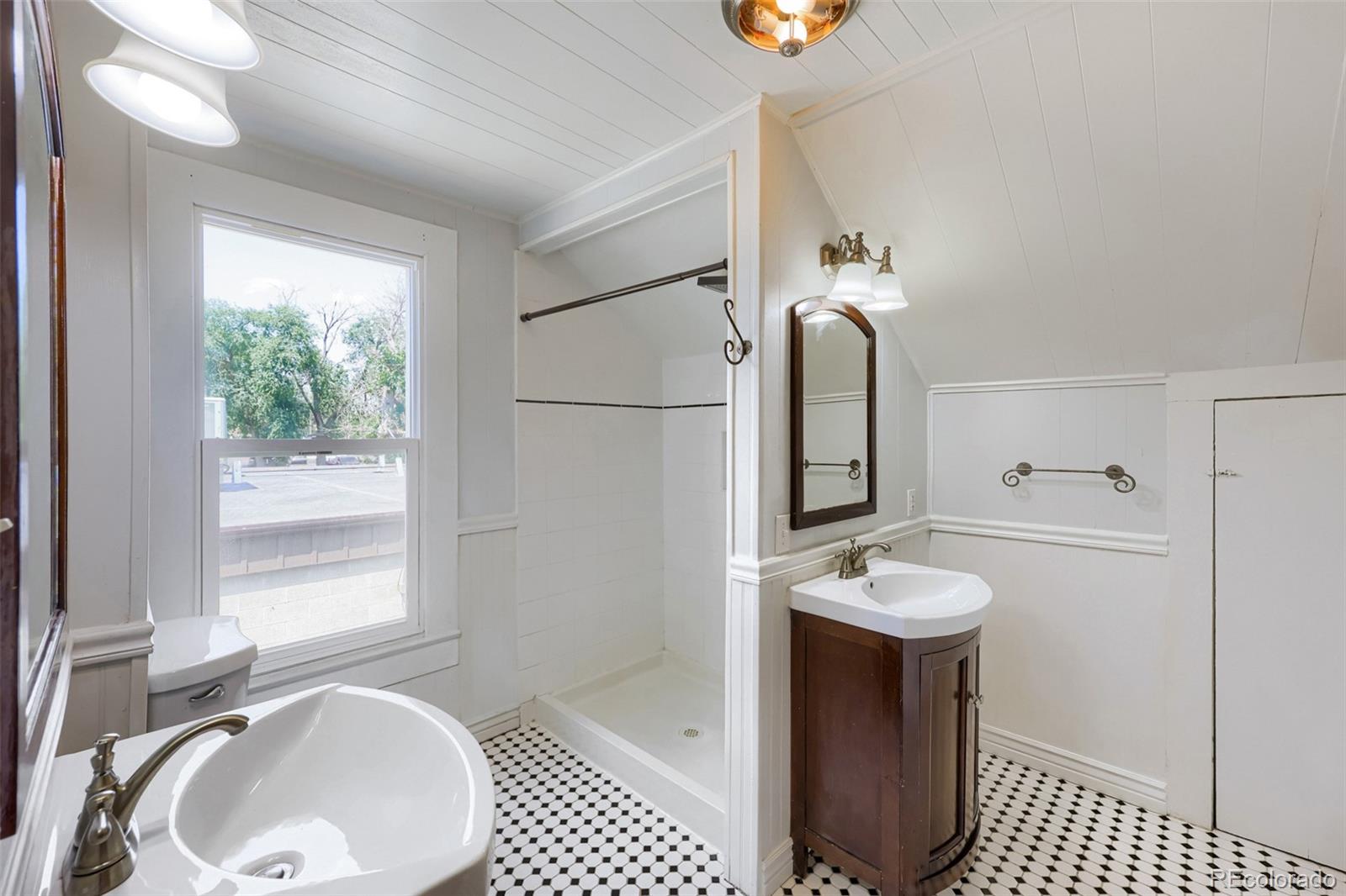 MLS Image #15 for 1827 n weber street,colorado springs, Colorado