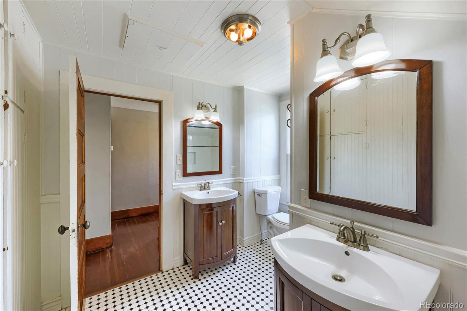 MLS Image #16 for 1827 n weber street,colorado springs, Colorado