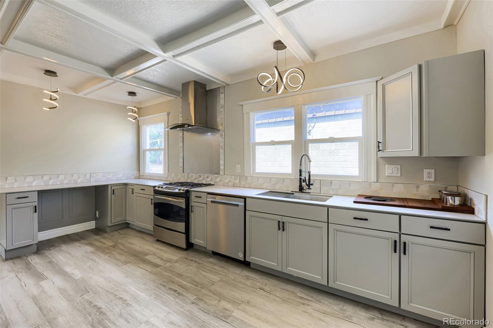 MLS Image #2 for 1827 n weber street,colorado springs, Colorado