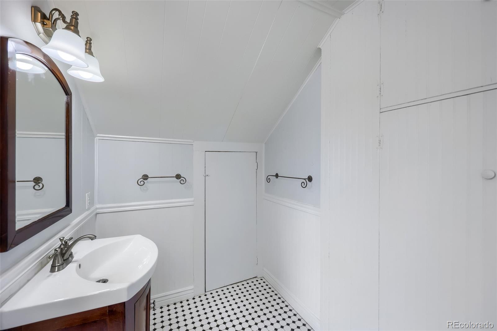 MLS Image #22 for 1827 n weber street,colorado springs, Colorado