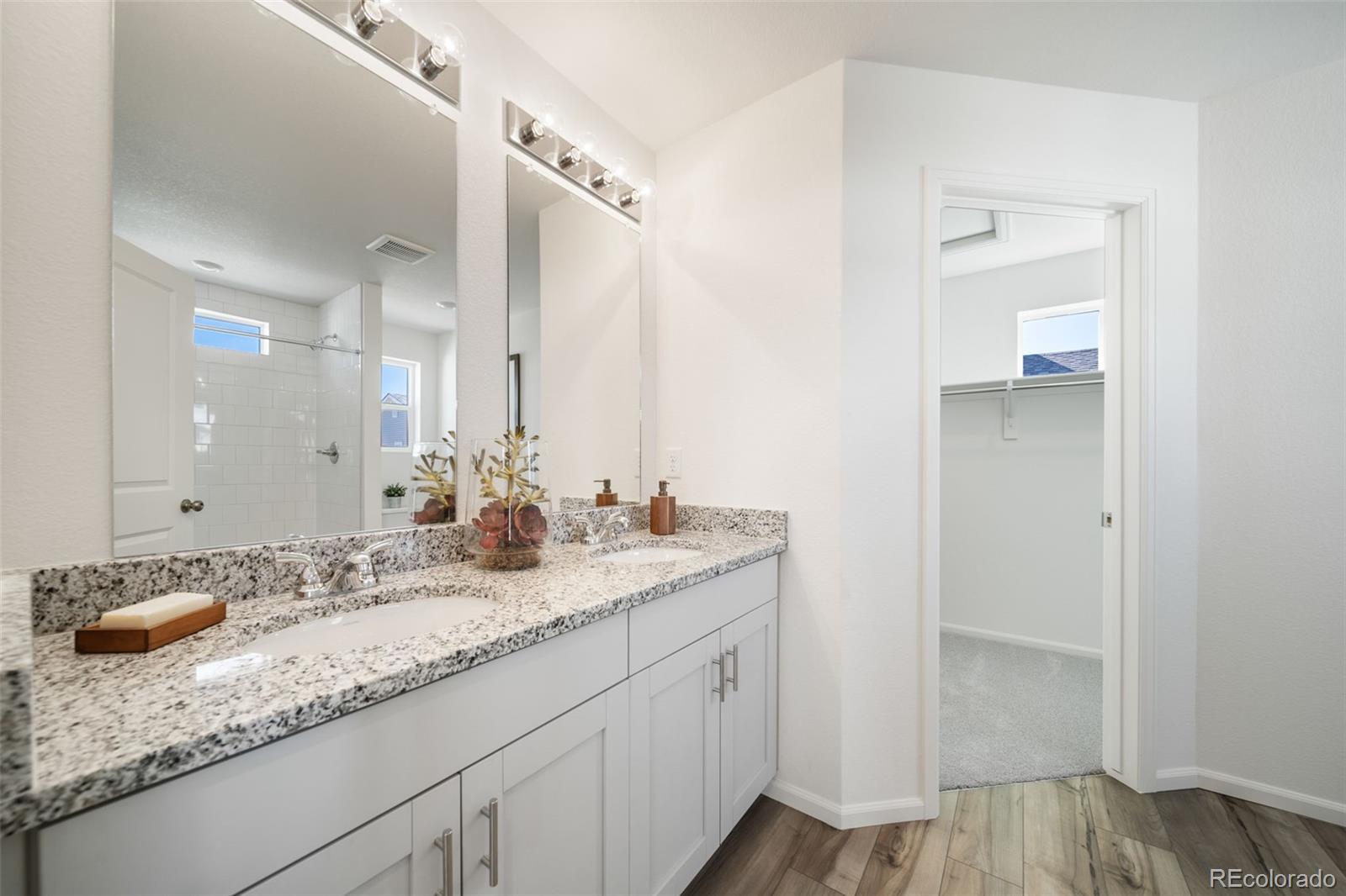 MLS Image #21 for 3924 n rome street,aurora, Colorado