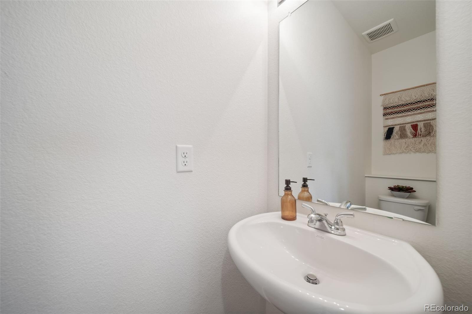 MLS Image #32 for 3924 n rome street,aurora, Colorado