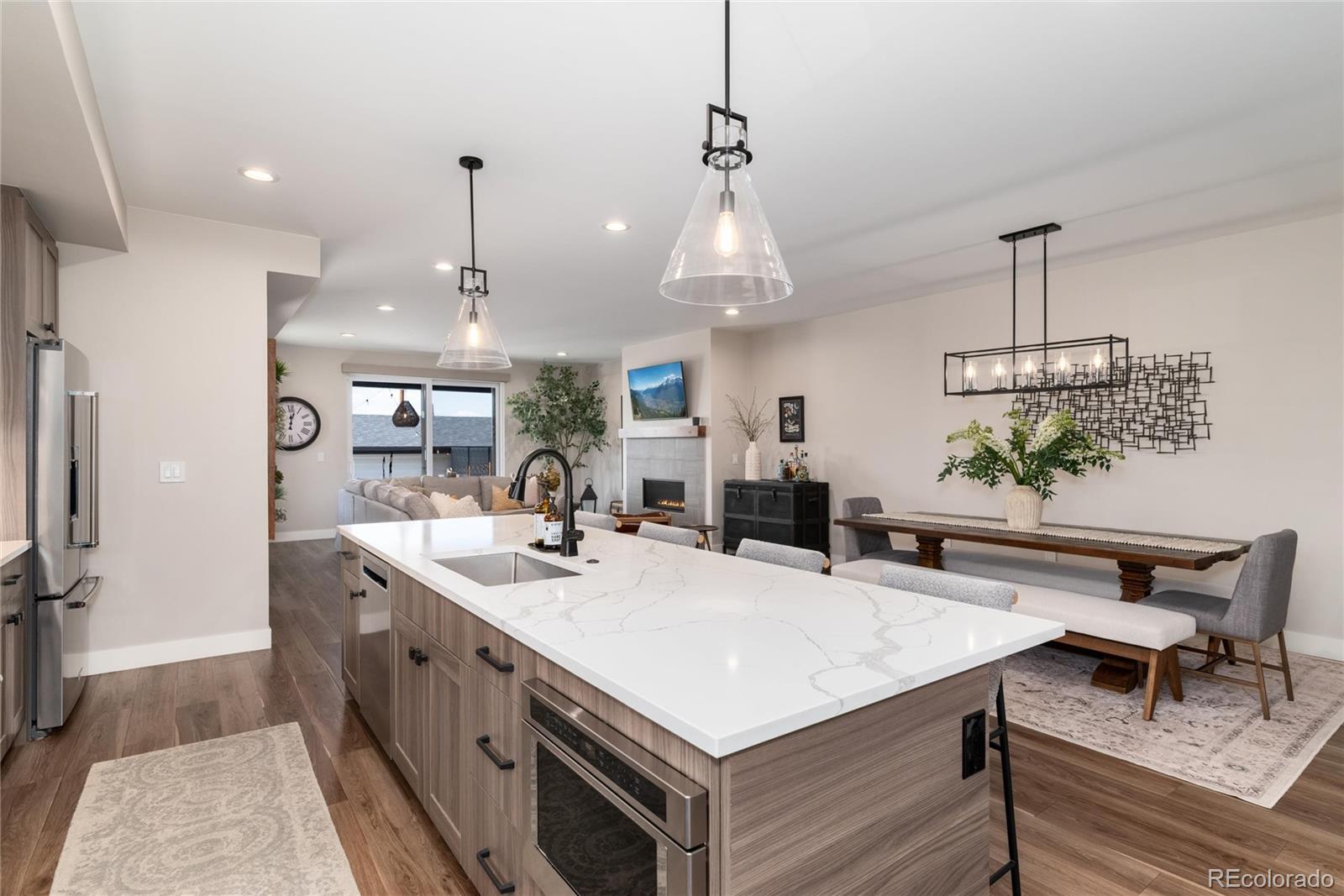 MLS Image #3 for 3271 s sherman street,englewood, Colorado