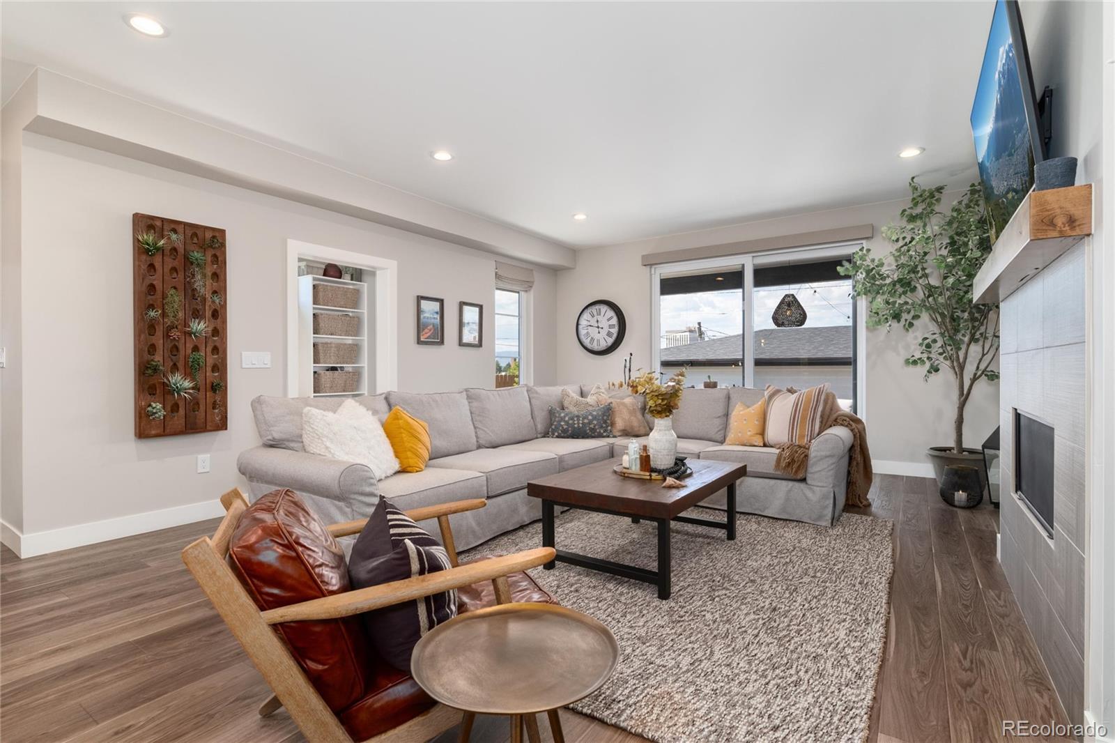 MLS Image #4 for 3271 s sherman street,englewood, Colorado