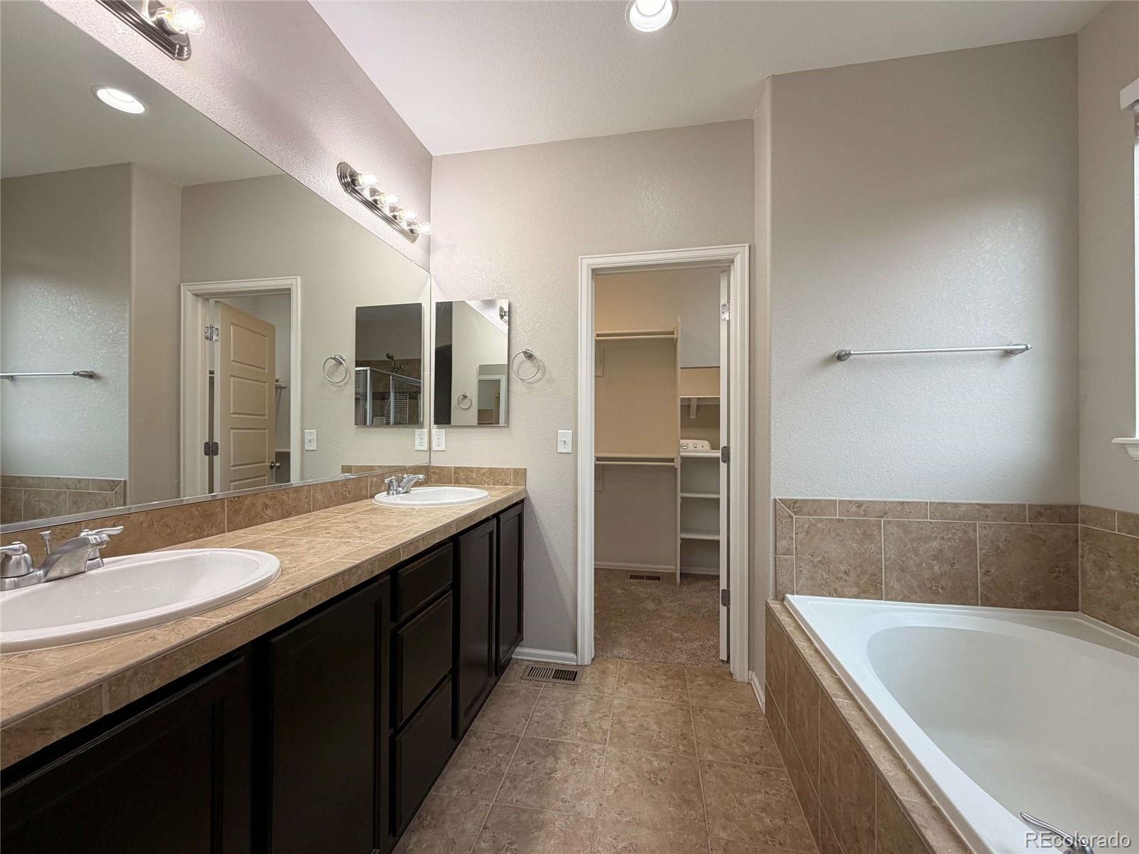 MLS Image #16 for 461 n jackson gap way,aurora, Colorado