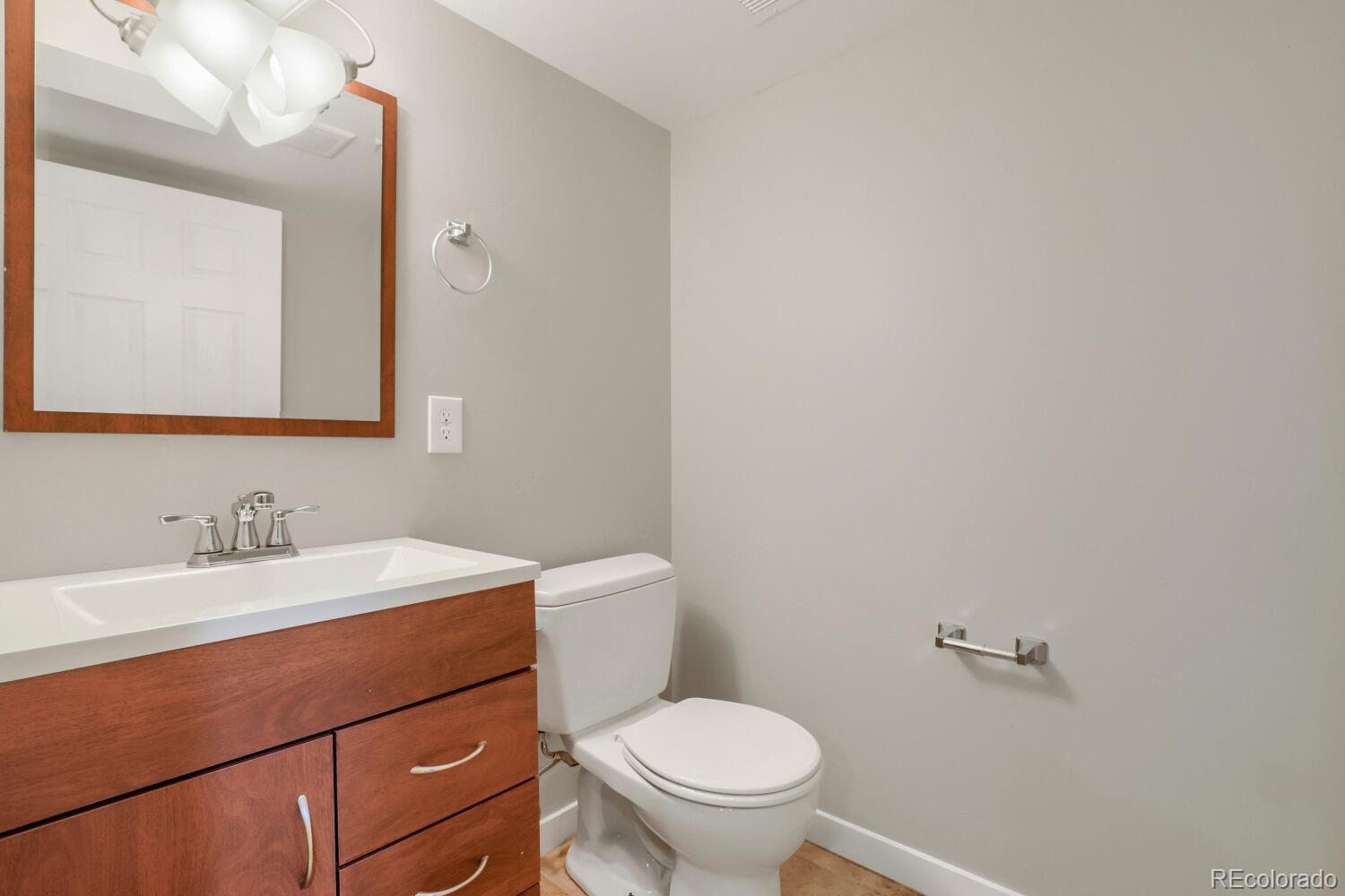 MLS Image #13 for 1650  trenton street,denver, Colorado