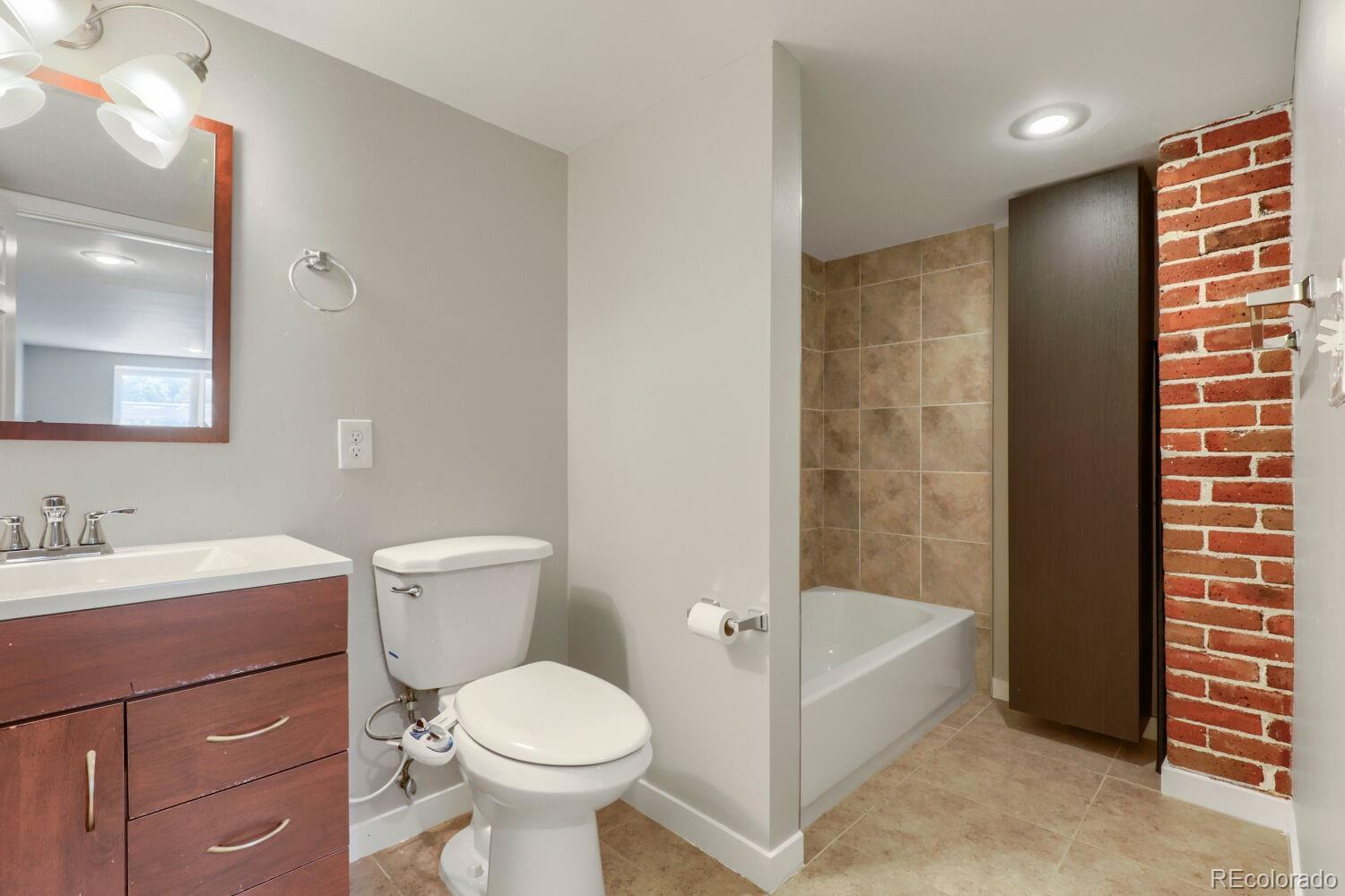 MLS Image #16 for 1650  trenton street,denver, Colorado