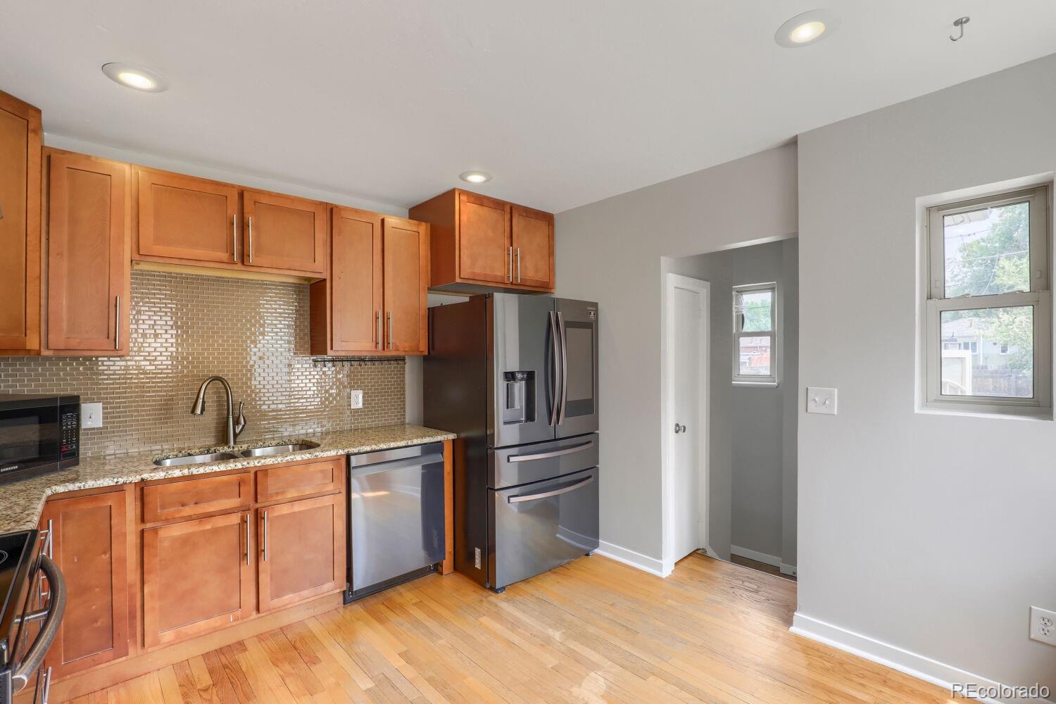 MLS Image #8 for 1650  trenton street,denver, Colorado