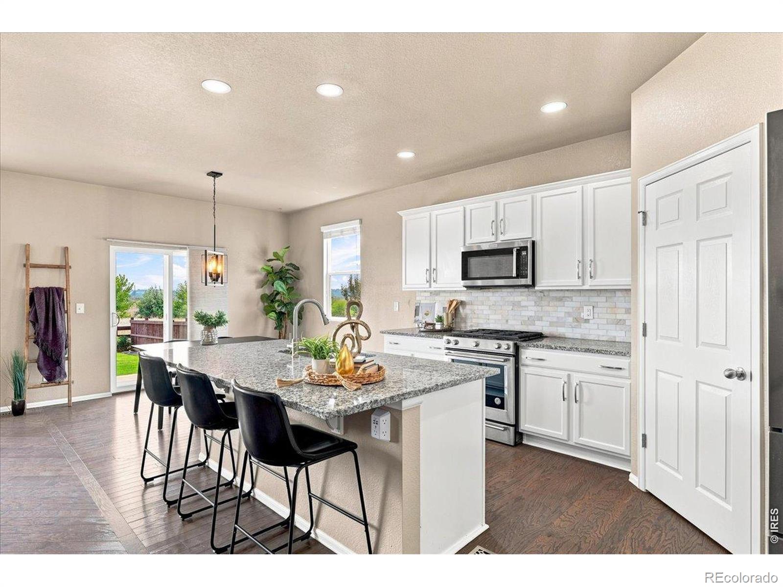 MLS Image #10 for 6805  covenant court,timnath, Colorado