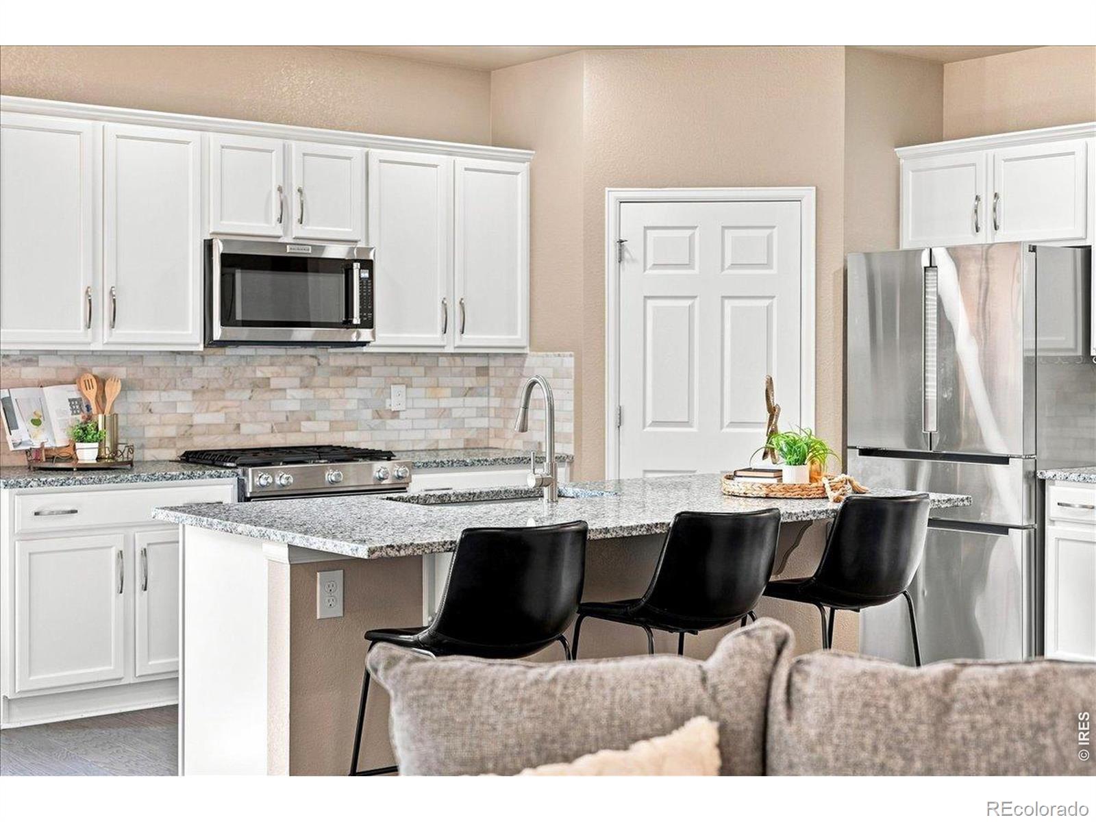 MLS Image #12 for 6805  covenant court,timnath, Colorado