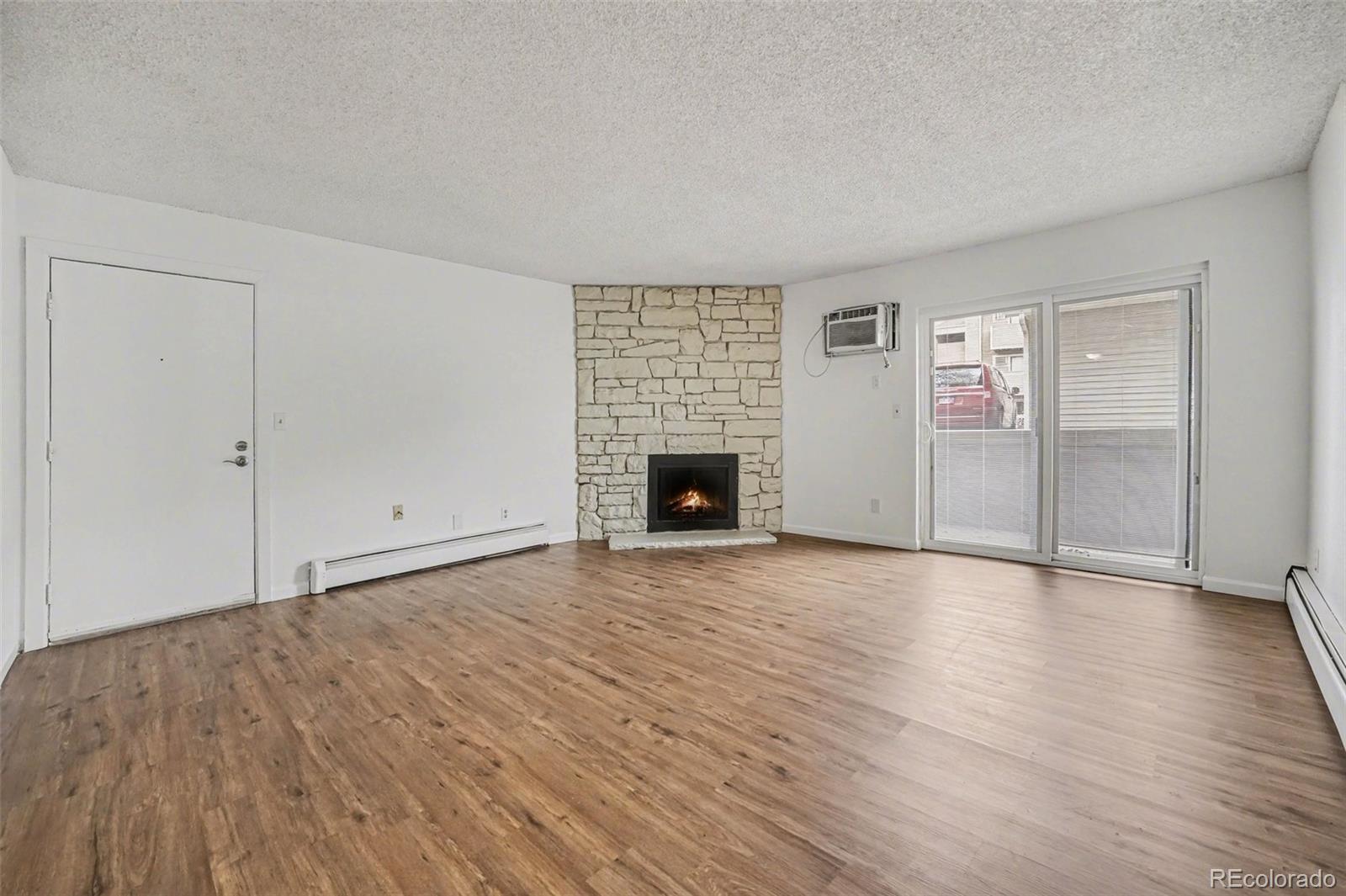 MLS Image #3 for 10150 e virginia avenue,denver, Colorado