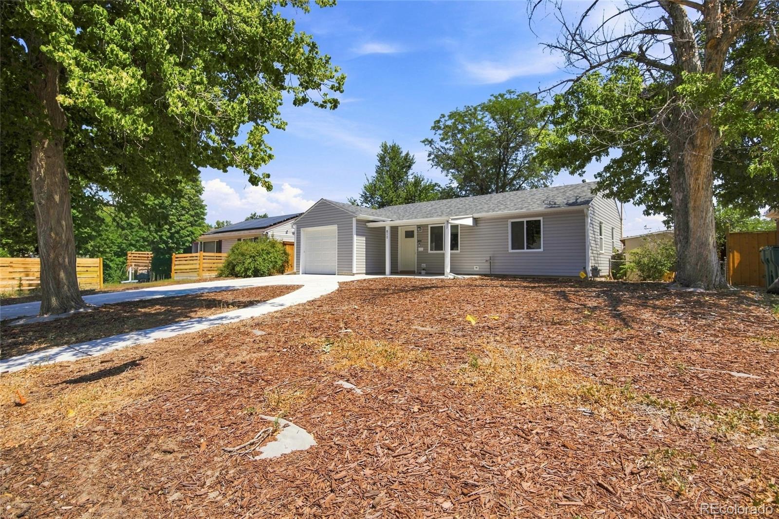 MLS Image #11 for 812  geneva street,aurora, Colorado